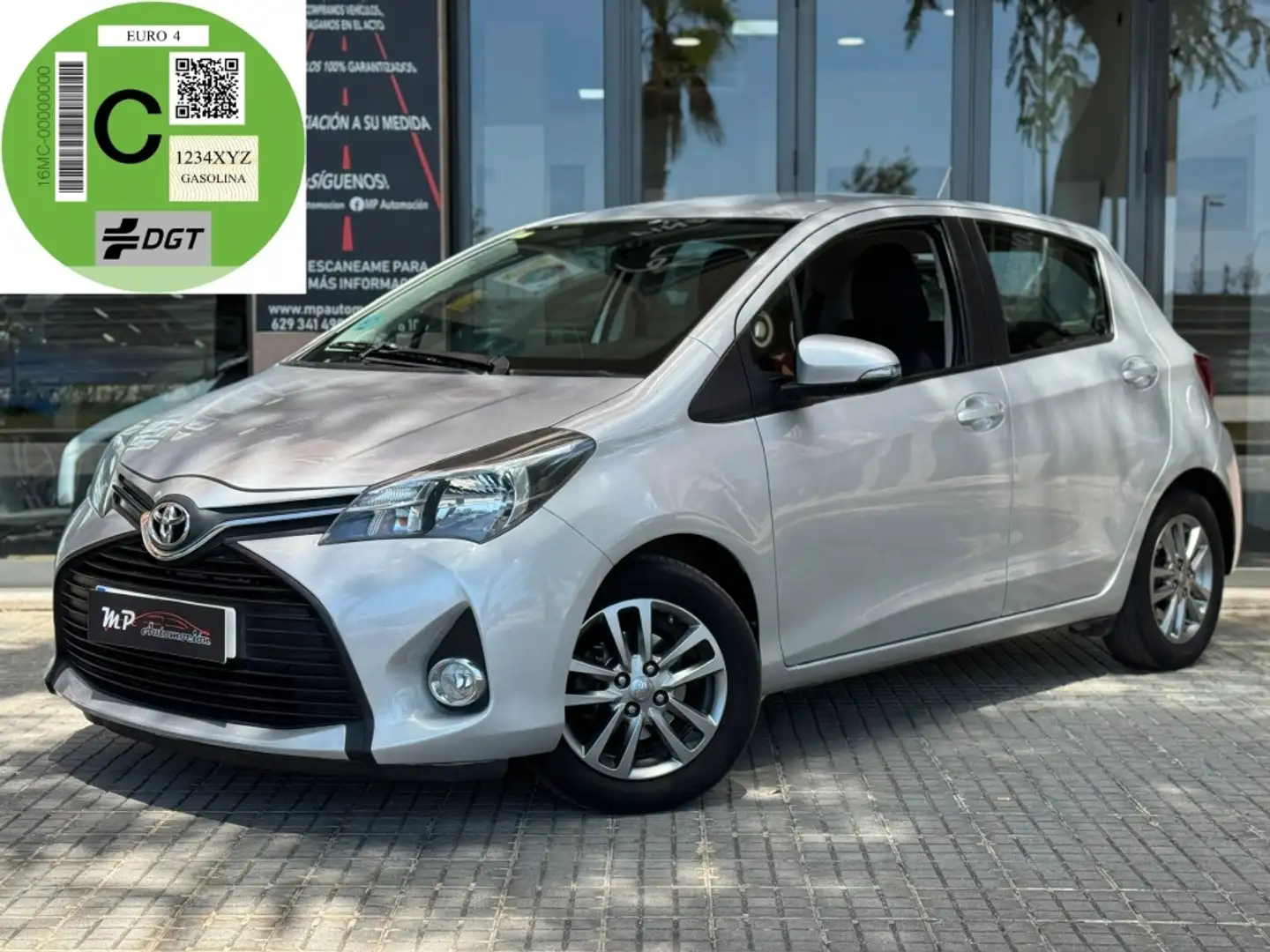 Toyota Yaris 1.0 Active Šedá - 1