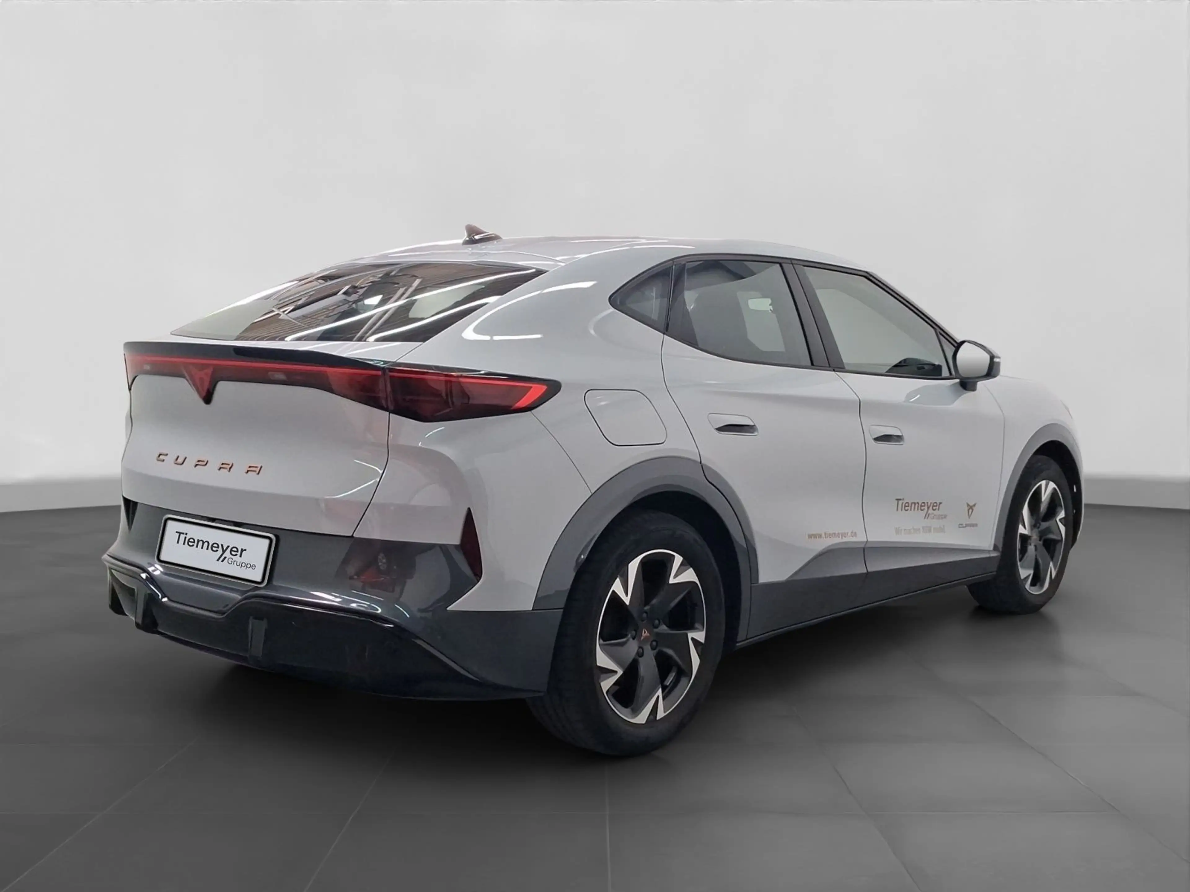 CUPRA Tavascan ENDURANCE HEAT PUMP STHZ LM19 REAR VIEW — photo 3