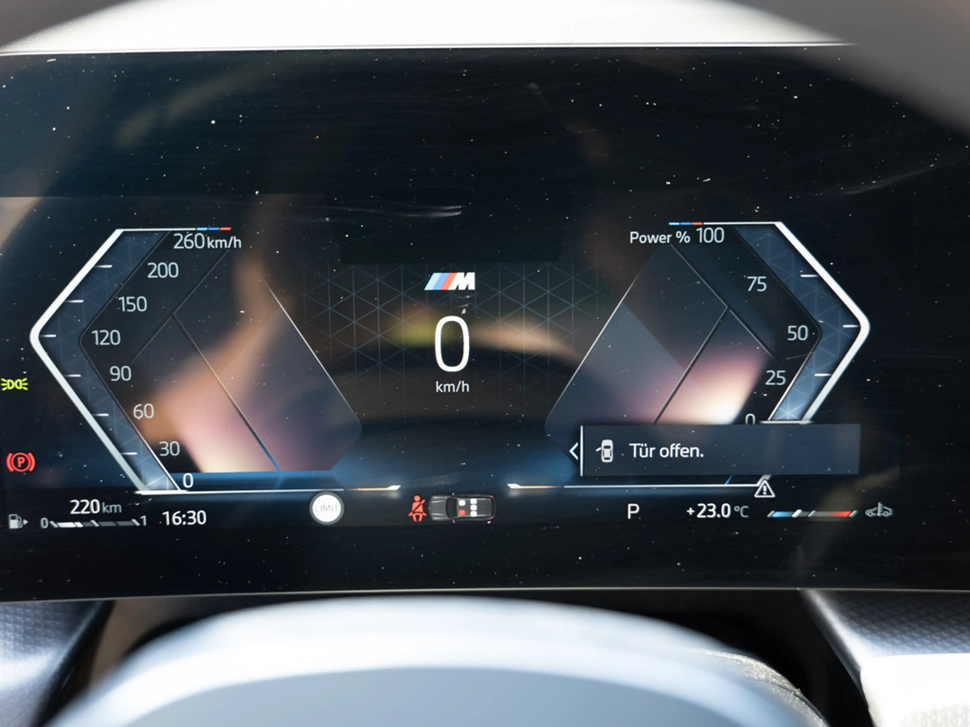 BMW X1 sDrive 18i M-Sport PANO LED NAVI KAMERA — photo 14