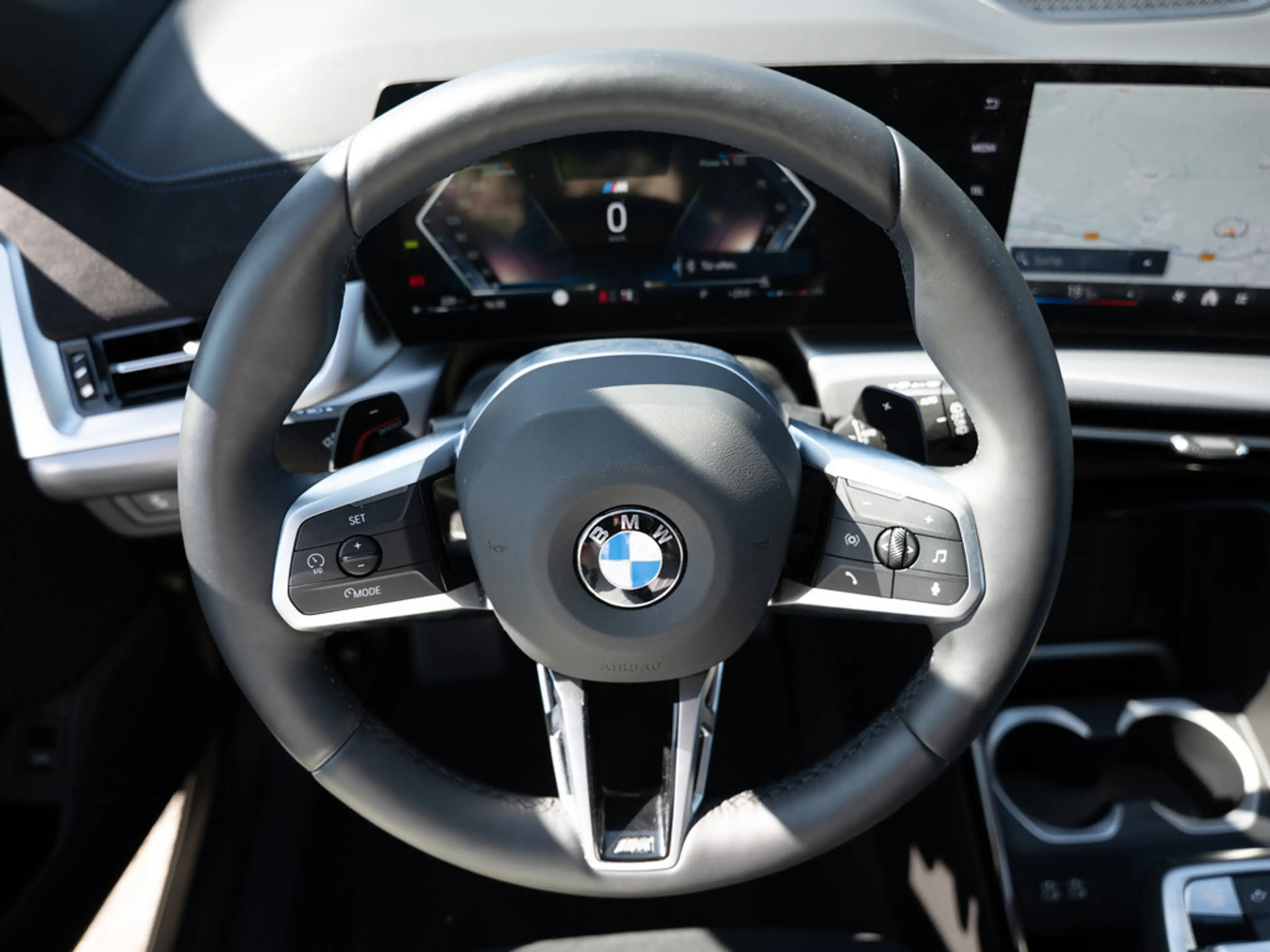 BMW X1 sDrive 18i M-Sport PANO LED NAVI KAMERA — photo 13