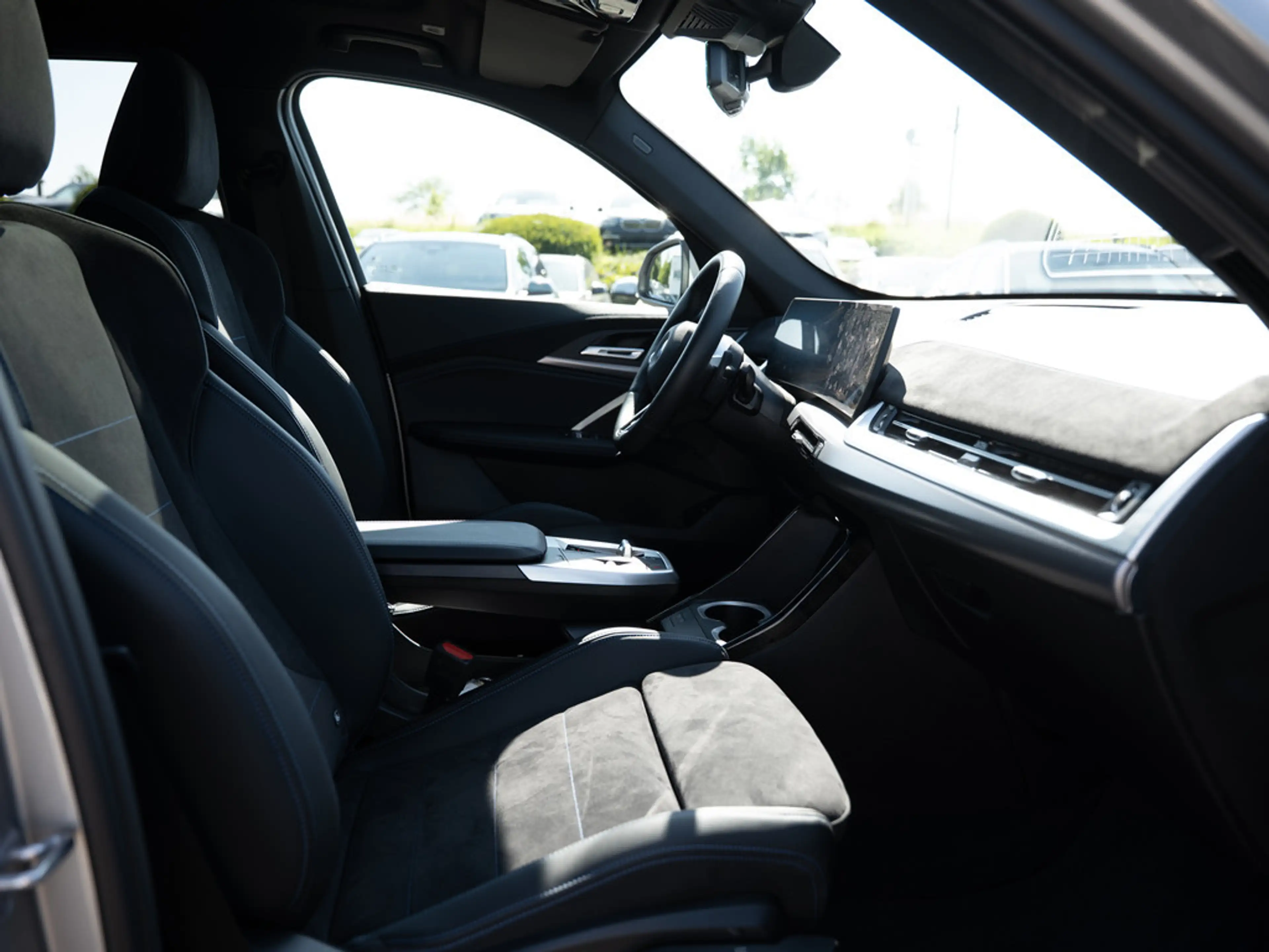 BMW X1 sDrive 18i M-Sport PANO LED NAVI KAMERA — photo 8