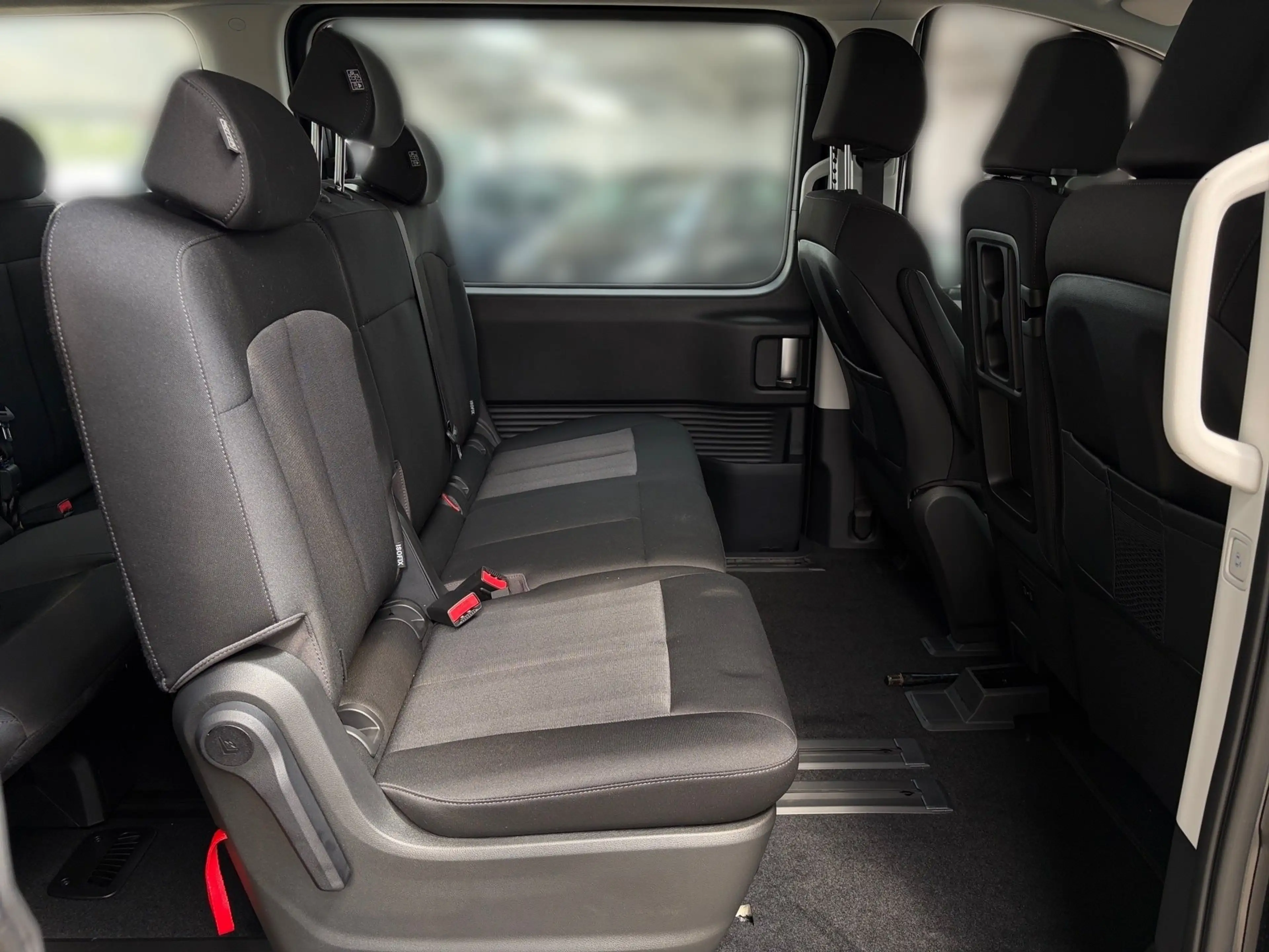 Hyundai STARIA Trend Hybrid 2WD Vorteil zur Neuwagen-UPE 6.000EUR — photo 13