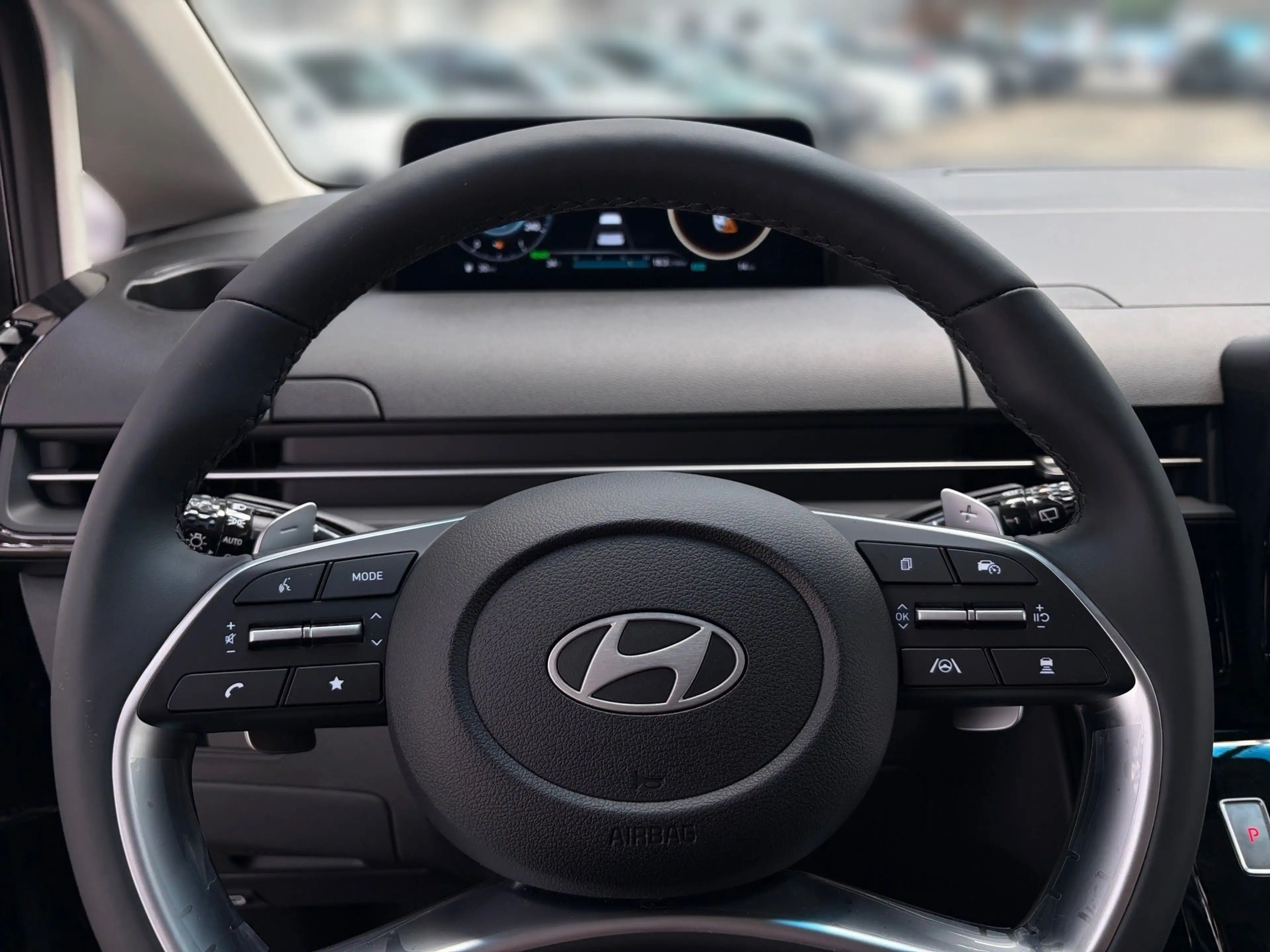 Hyundai STARIA Trend Hybrid 2WD Vorteil zur Neuwagen-UPE 6.000EUR — photo 8