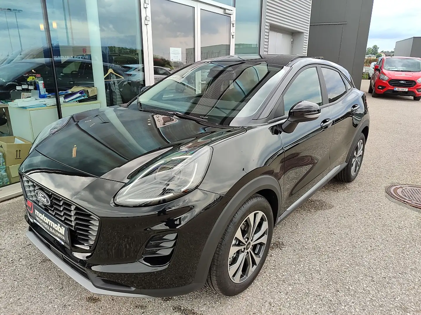 Ford Puma 1,0 EcoBoost Hybrid Titanium Zwart - 1