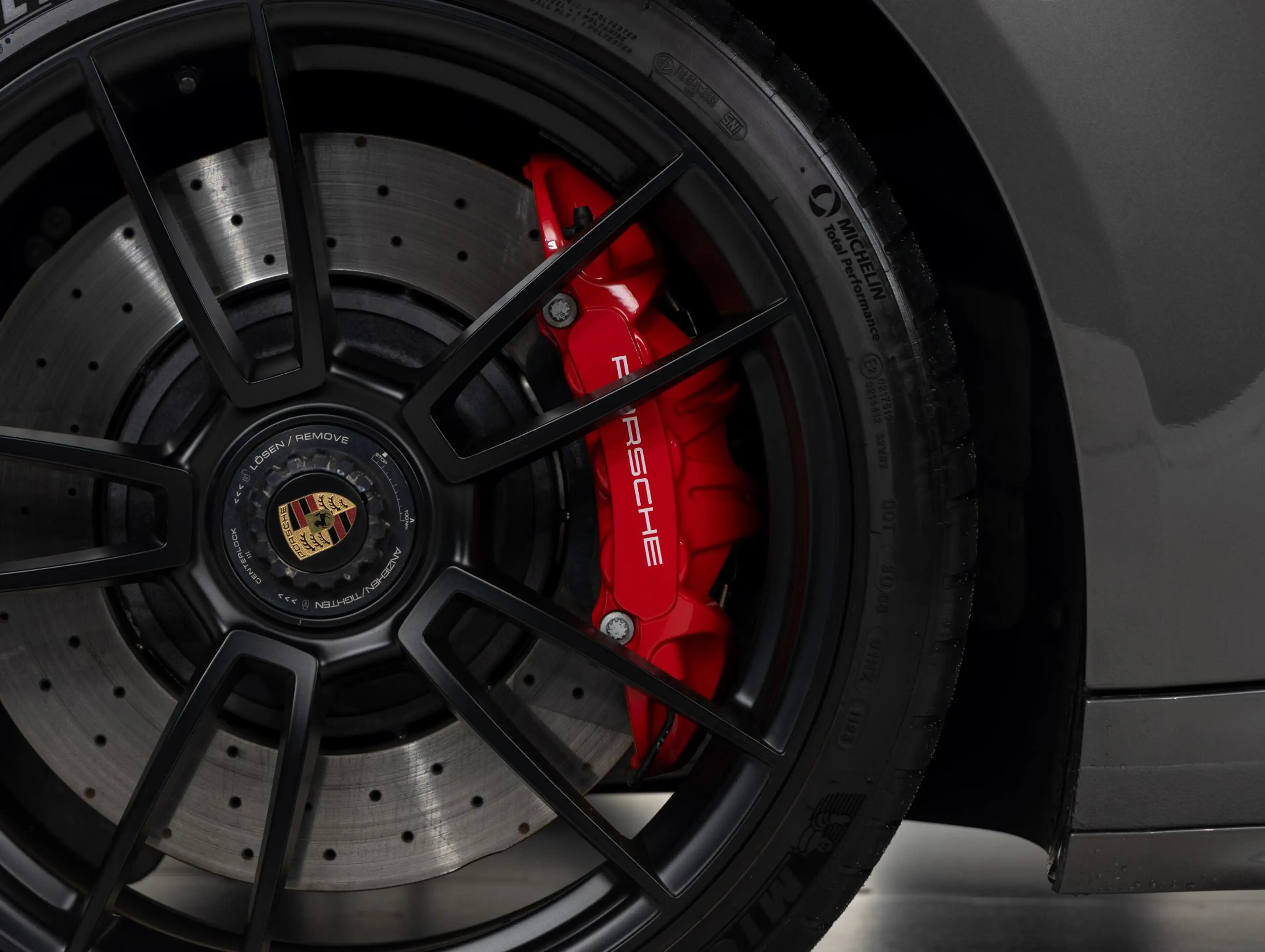 Porsche 992 Targa 4 GTS — photo 48