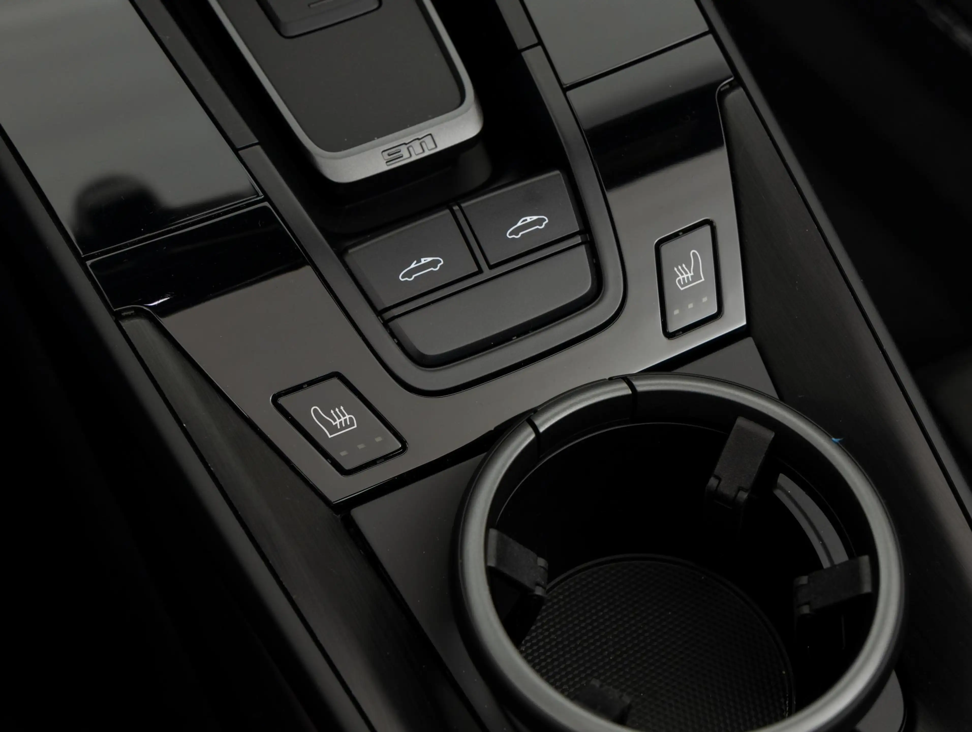 Porsche 992 Targa 4 GTS — photo 17