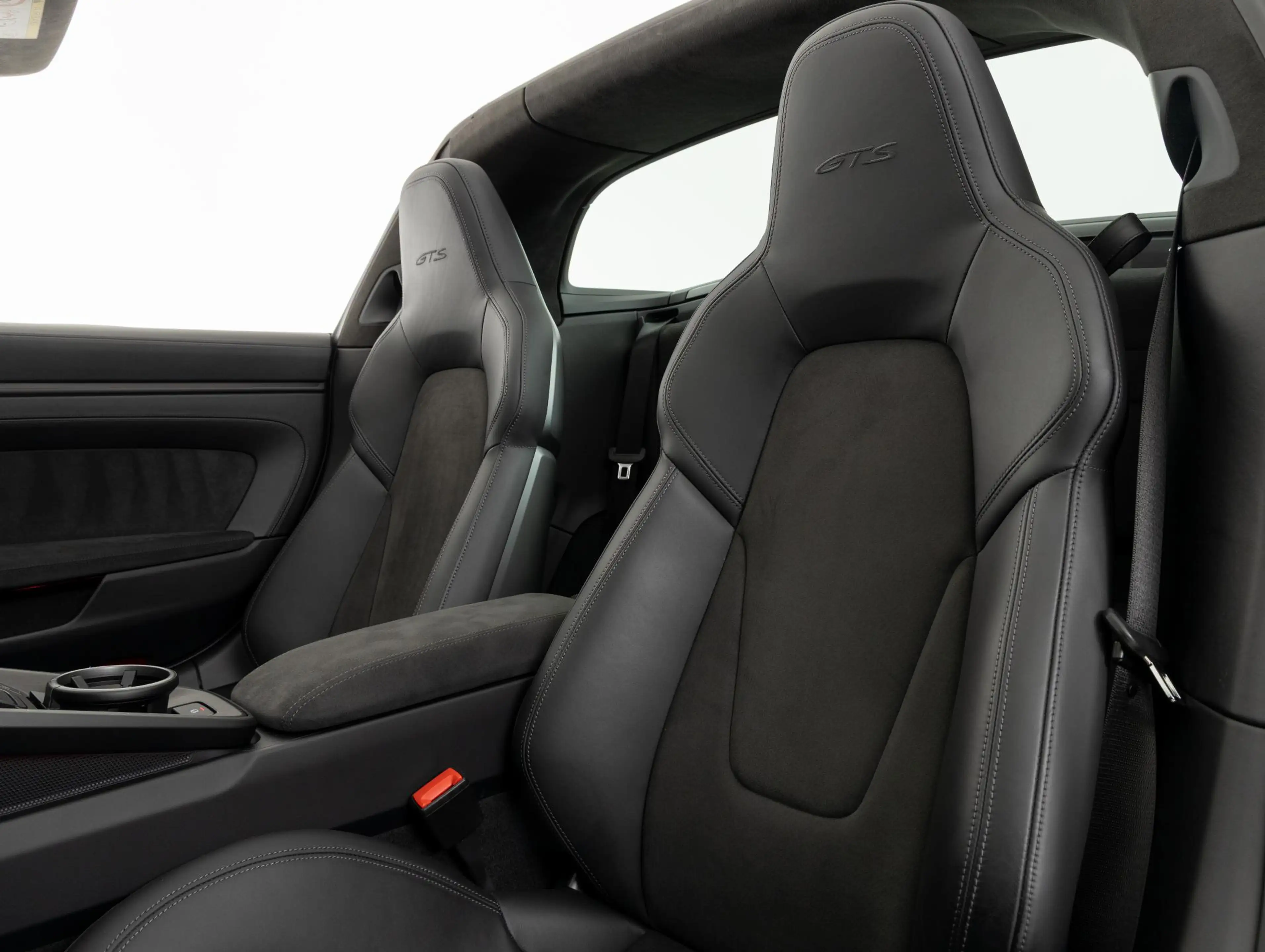 Porsche 992 Targa 4 GTS — photo 4