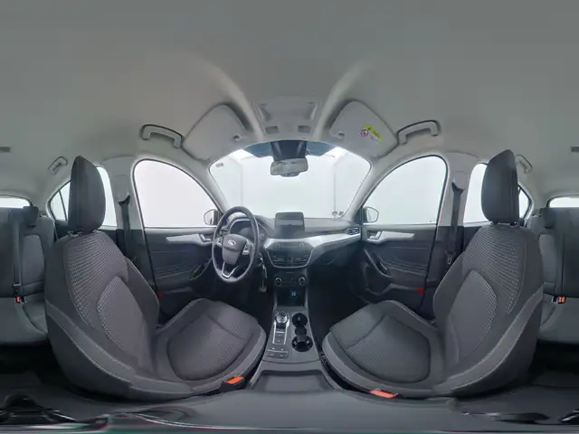 Ford Focus view 13