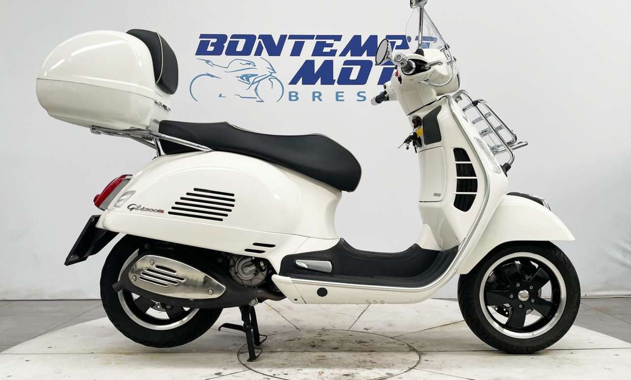 Vespa GTS 300 2010 + BAULETTO ORIGINALE VESPA