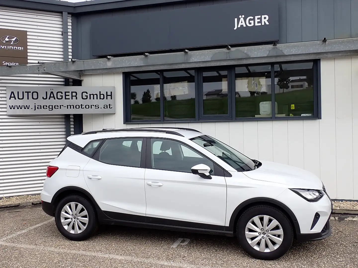 SEAT Arona DSG TURBO NAVI RF-Kamera Weiß - 2