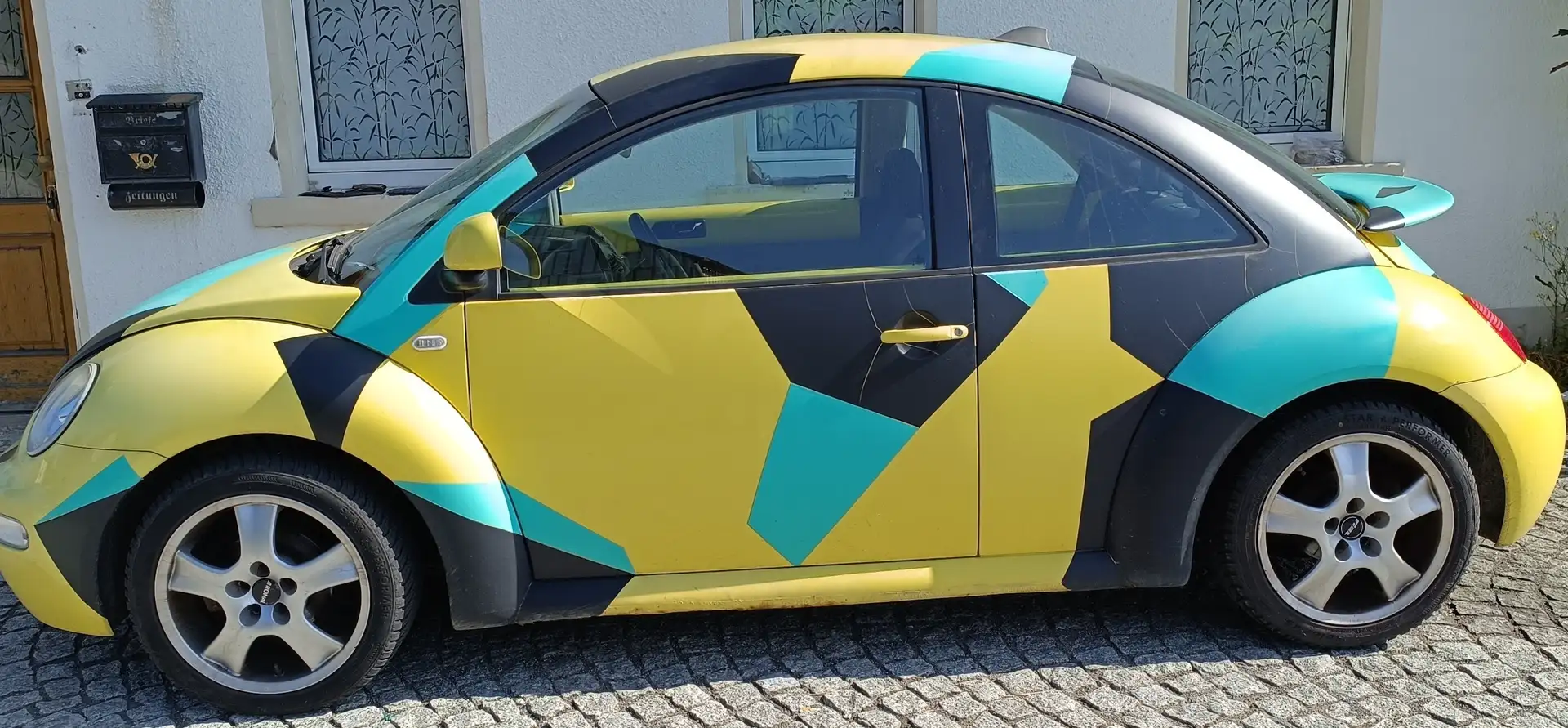 Volkswagen New Beetle New Beetle 2.0; Alu, Klima, Spoiler, HU06/25 Jaune - 1