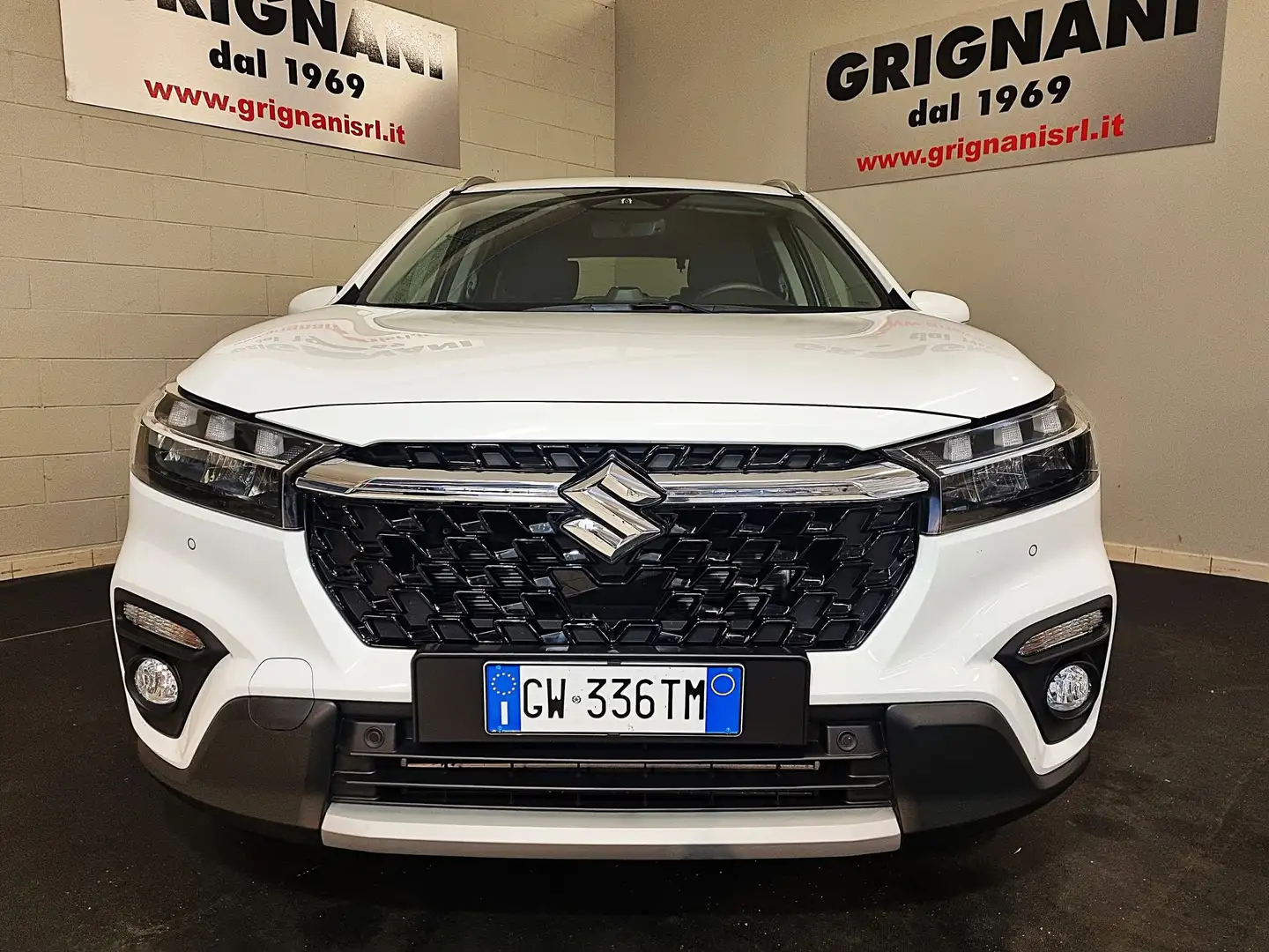 Suzuki S-Cross S-Cross 1.4 Hybrid 4WD AllGrip Top Blanc - 2