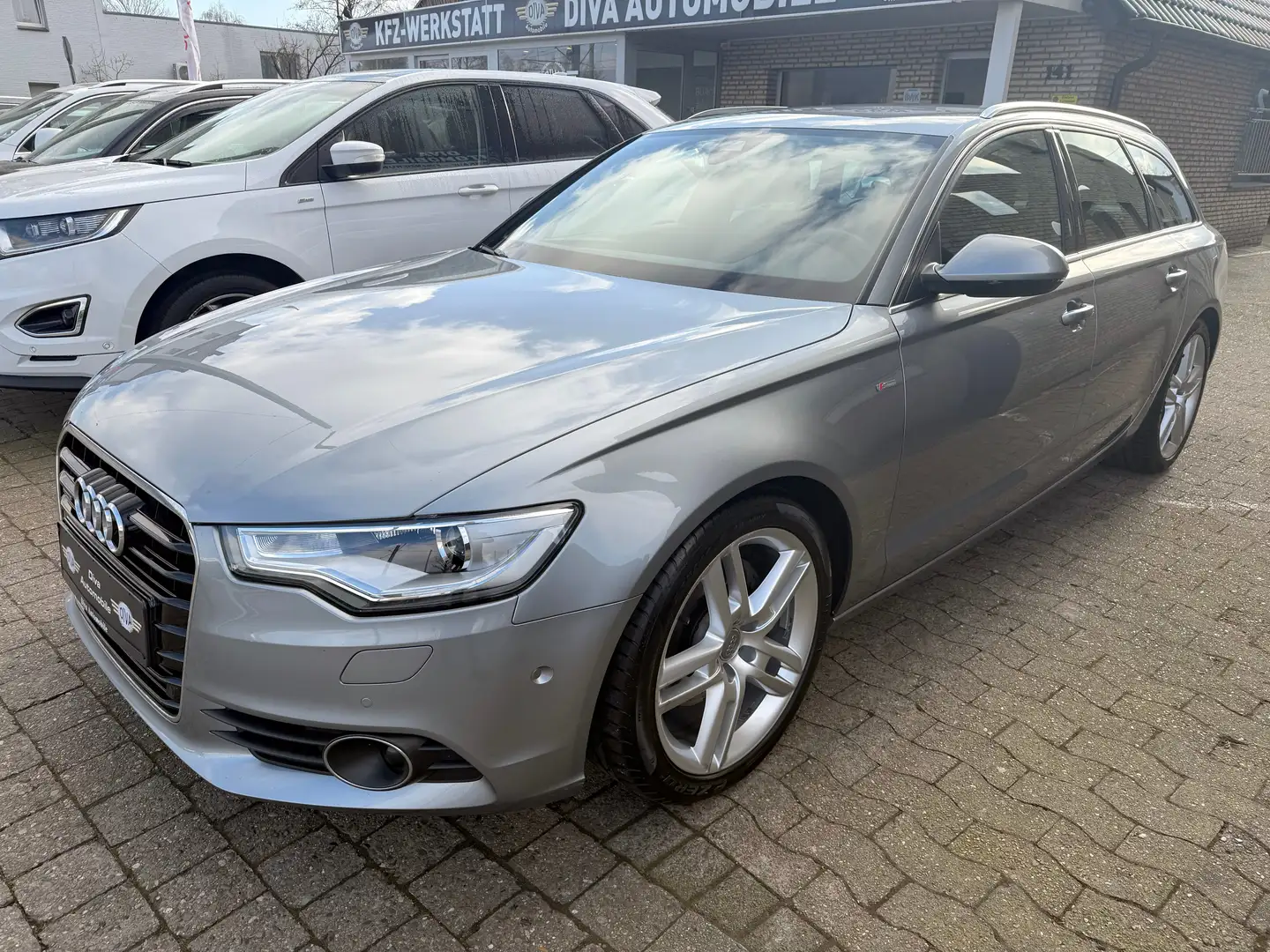 Audi A6 3.0 TDI quattro S Line erst 77Tkm Grigio - 1