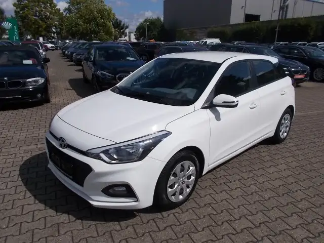 Hyundai i20 1.2, Klima, Allwetter, 1. Hand, Radio , USB