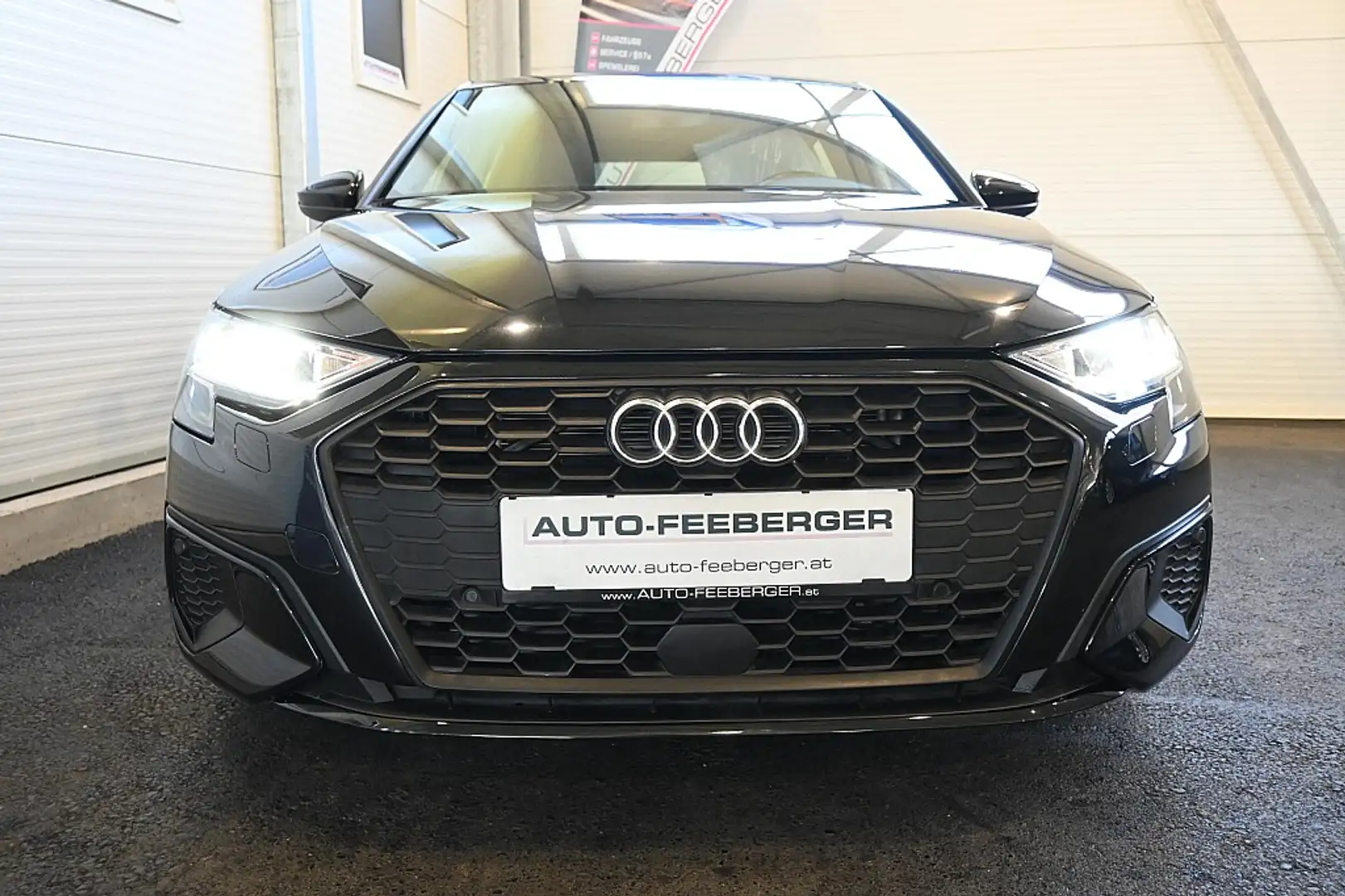 Audi A3 SB 30 TFSI S-tronic Aut,LED,Navi,ACC,Parkassist Schwarz - 2