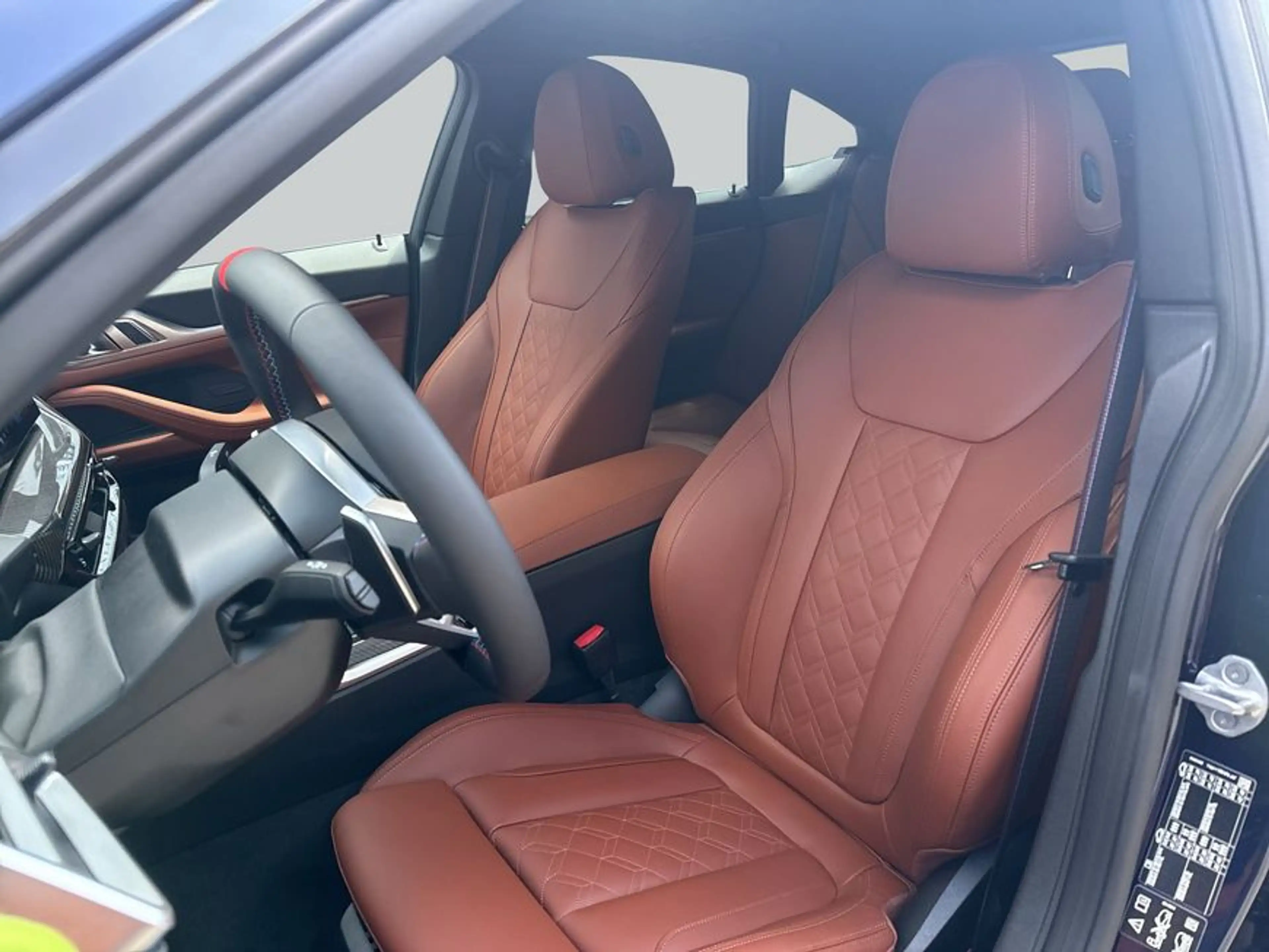 BMW M4 i xDrive Gran Coupe 280 kW, 5-türig — photo 11