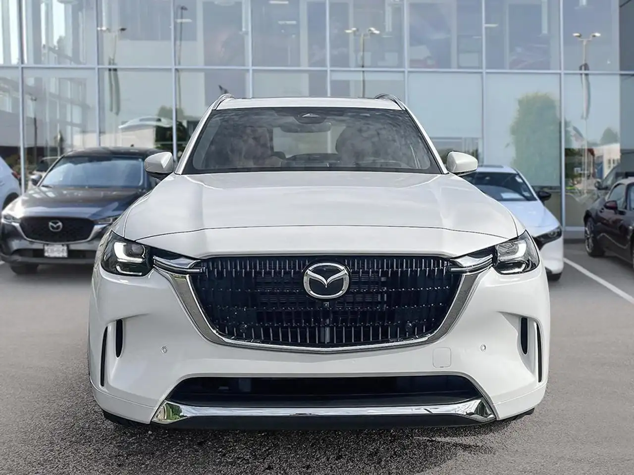 Mazda CX-90 PHEV снимка Mazda CX-90 PHEV
