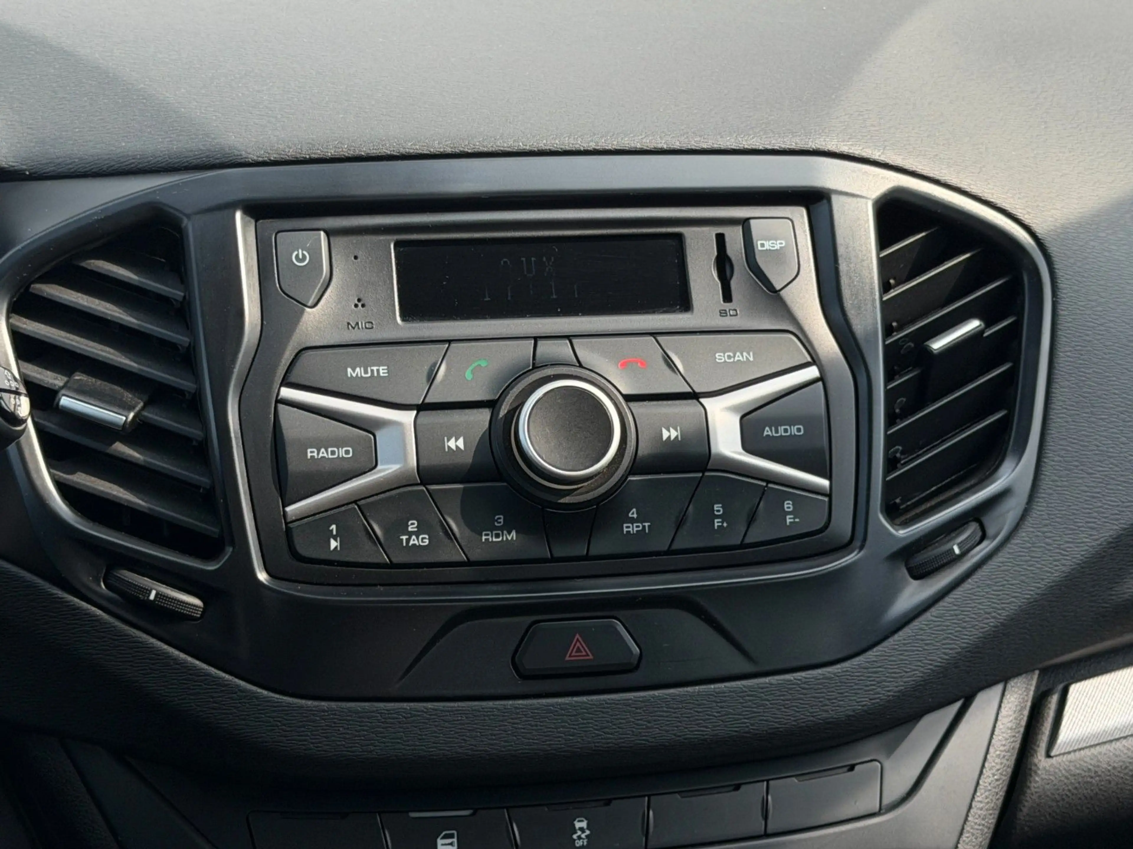 Lada Vesta Basis — photo 12