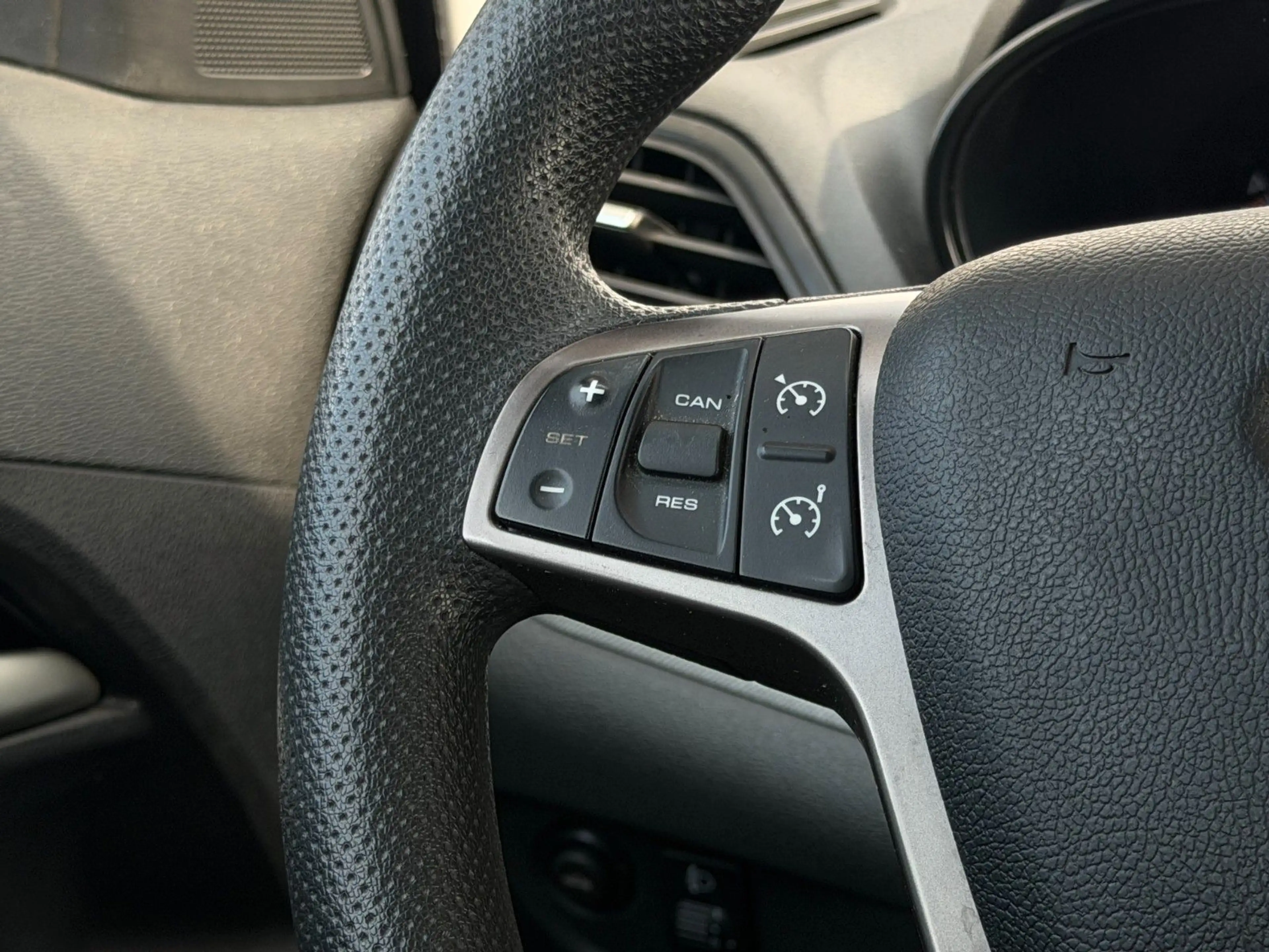 Lada Vesta Basis — photo 10