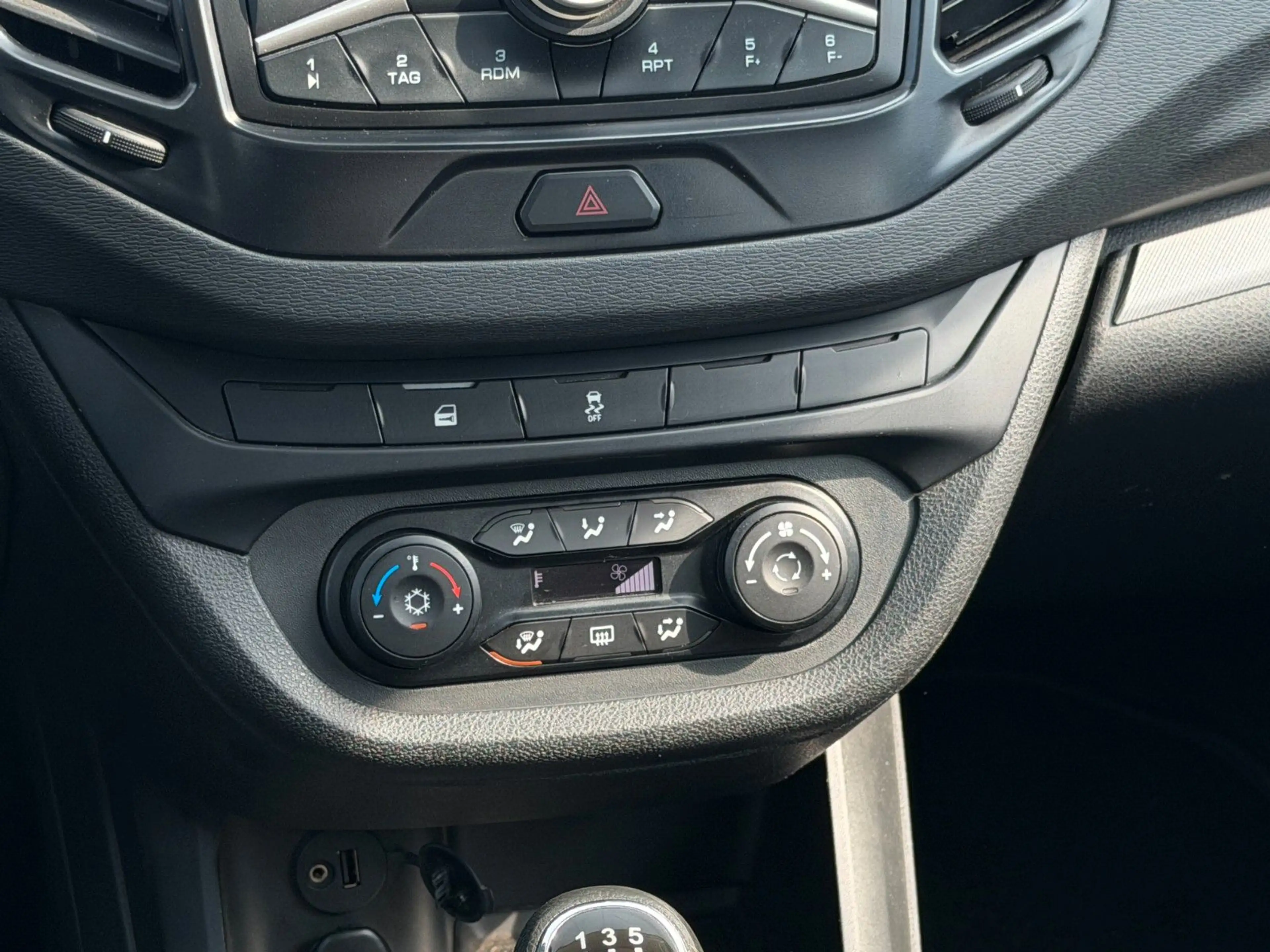 Lada Vesta Basis — photo 13