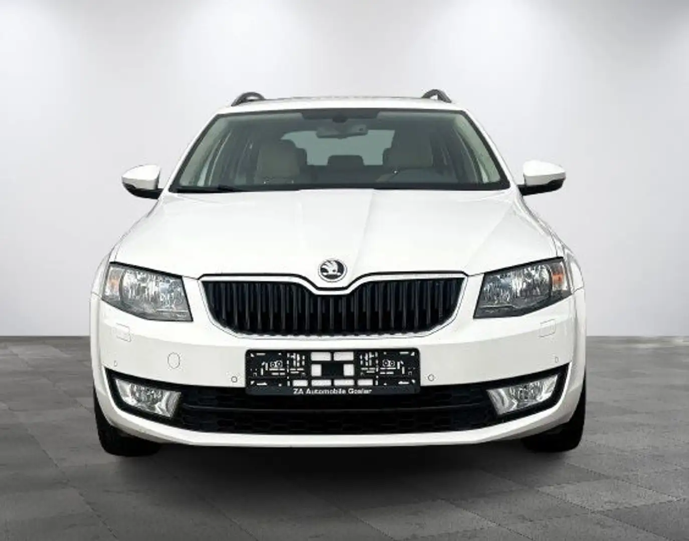 Skoda Octavia Combi Elegance*AHK*PDC*TEMPOMAT*SHZ Bílá - 2
