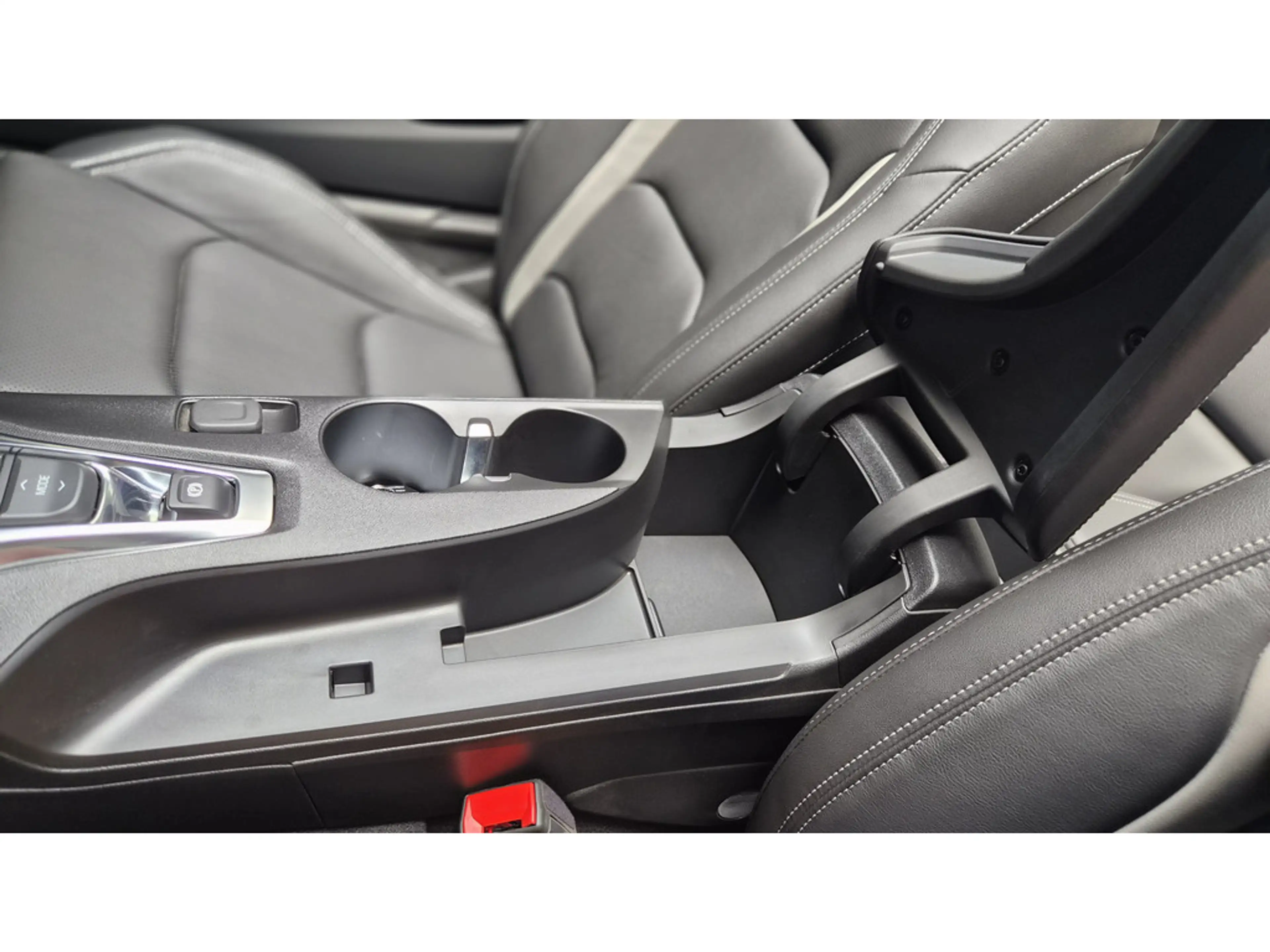 Chevrolet Camaro 2.0 RS Cabrio ALUFELGEN KLIMA LEDER — photo 24