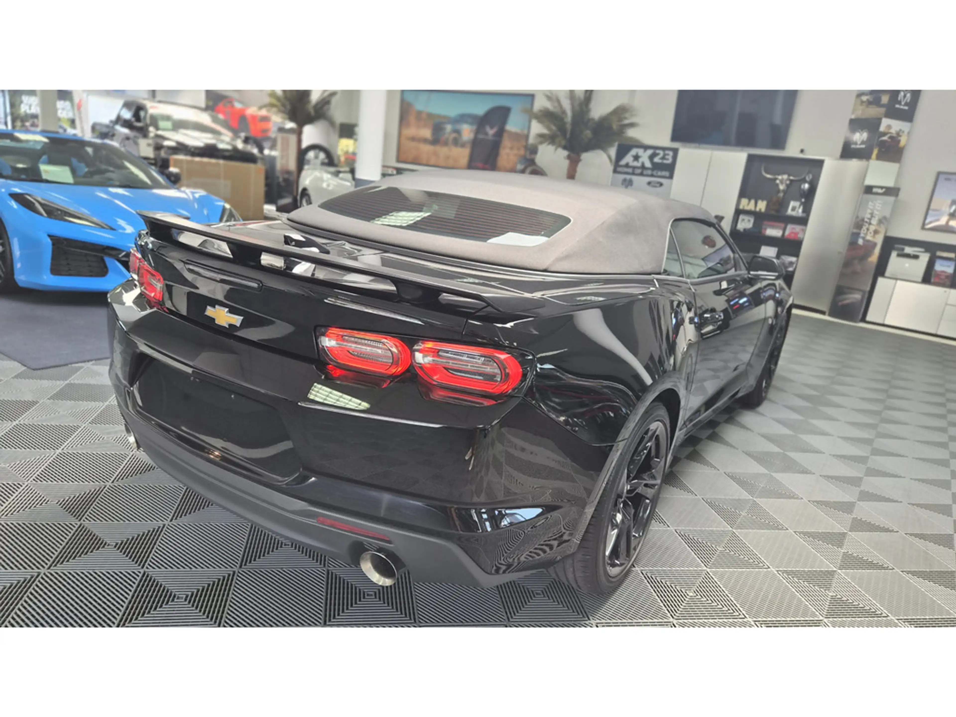 Chevrolet Camaro 2.0 RS Cabrio ALUFELGEN KLIMA LEDER — photo 32
