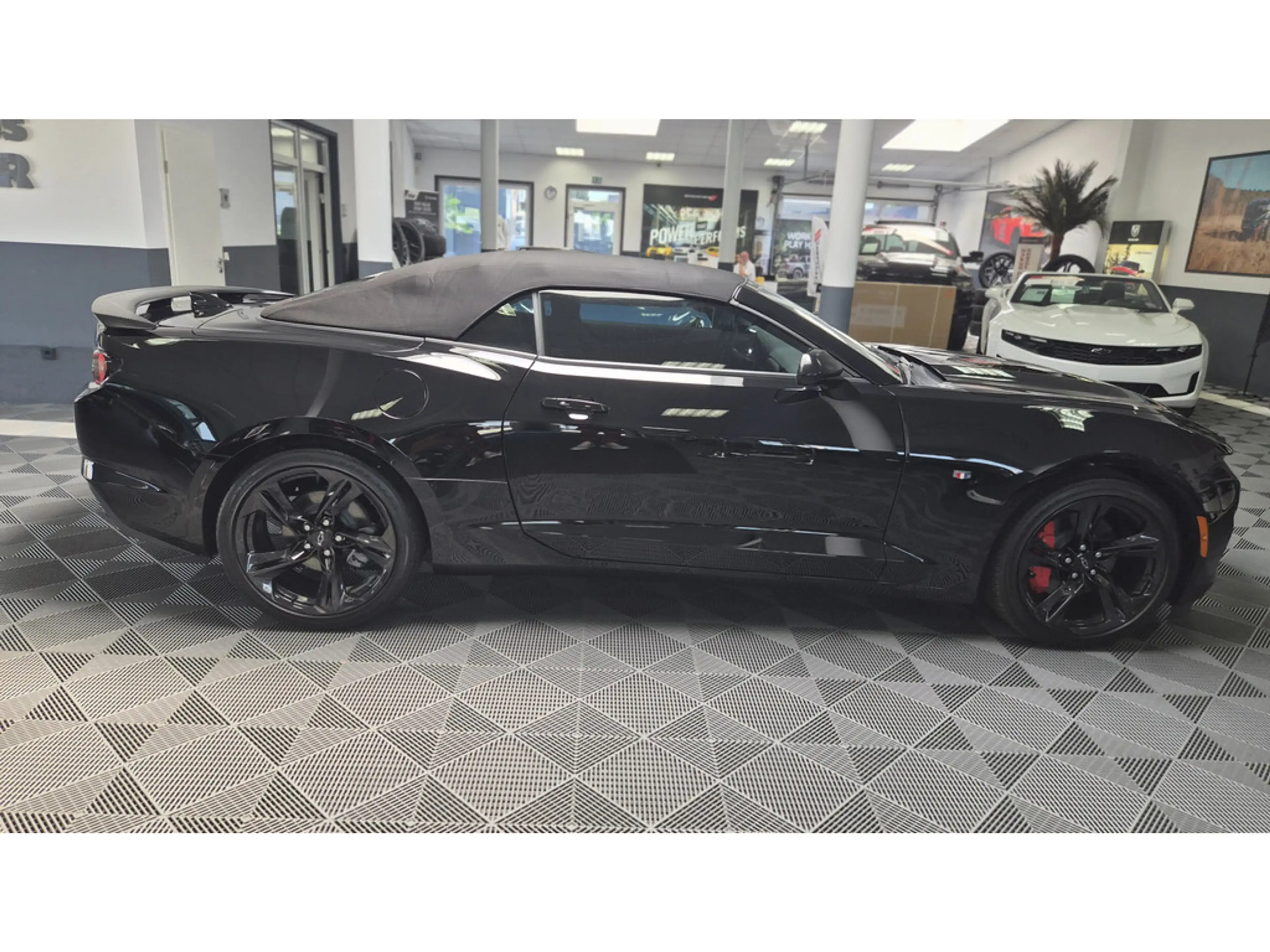 Chevrolet Camaro 2.0 RS Cabrio ALUFELGEN KLIMA LEDER — photo 31