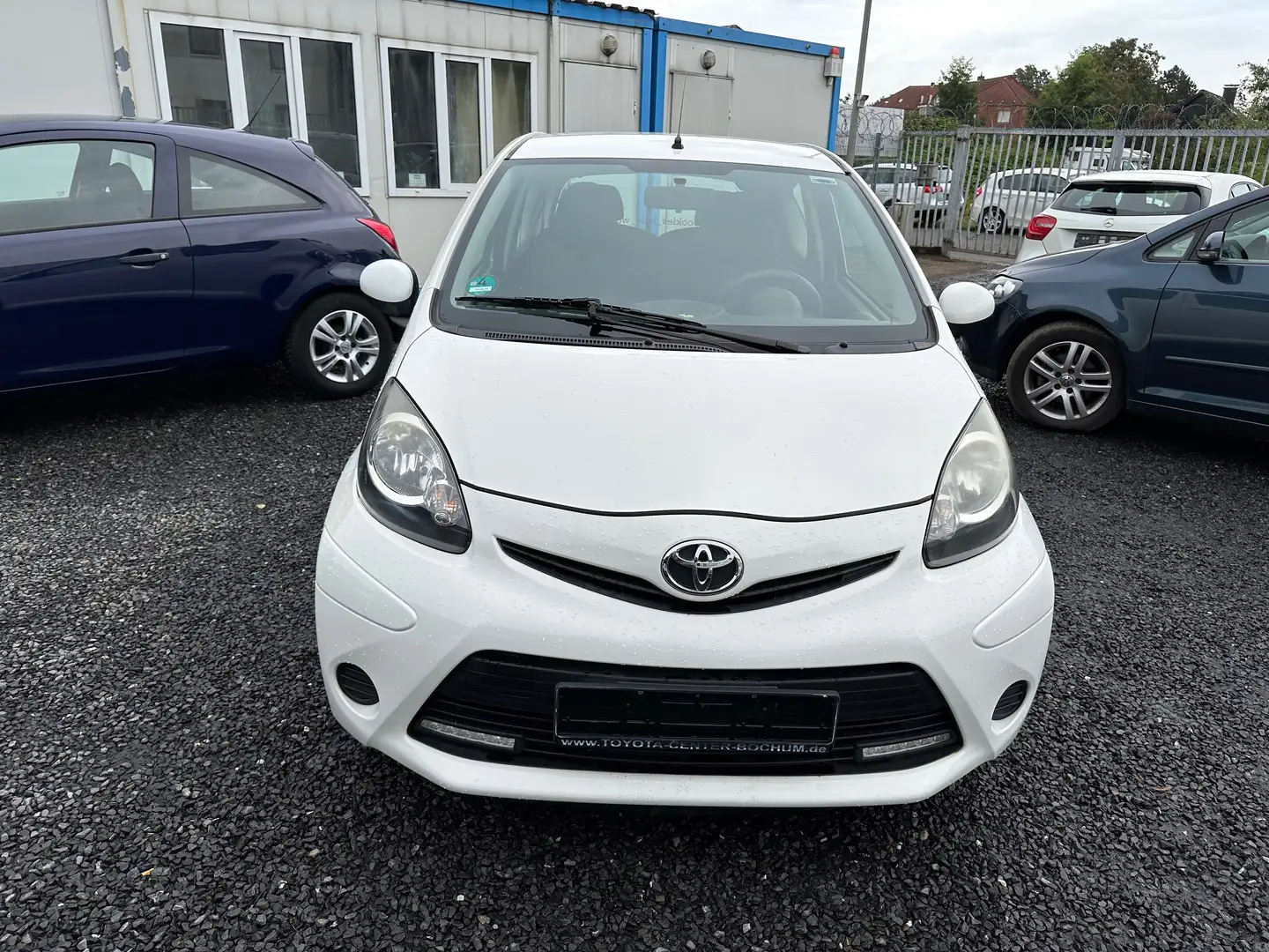 Toyota Aygo Cool Weiß - 2