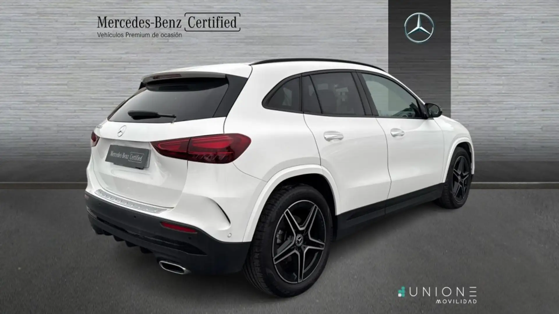Mercedes-Benz GLA 200 d - 2