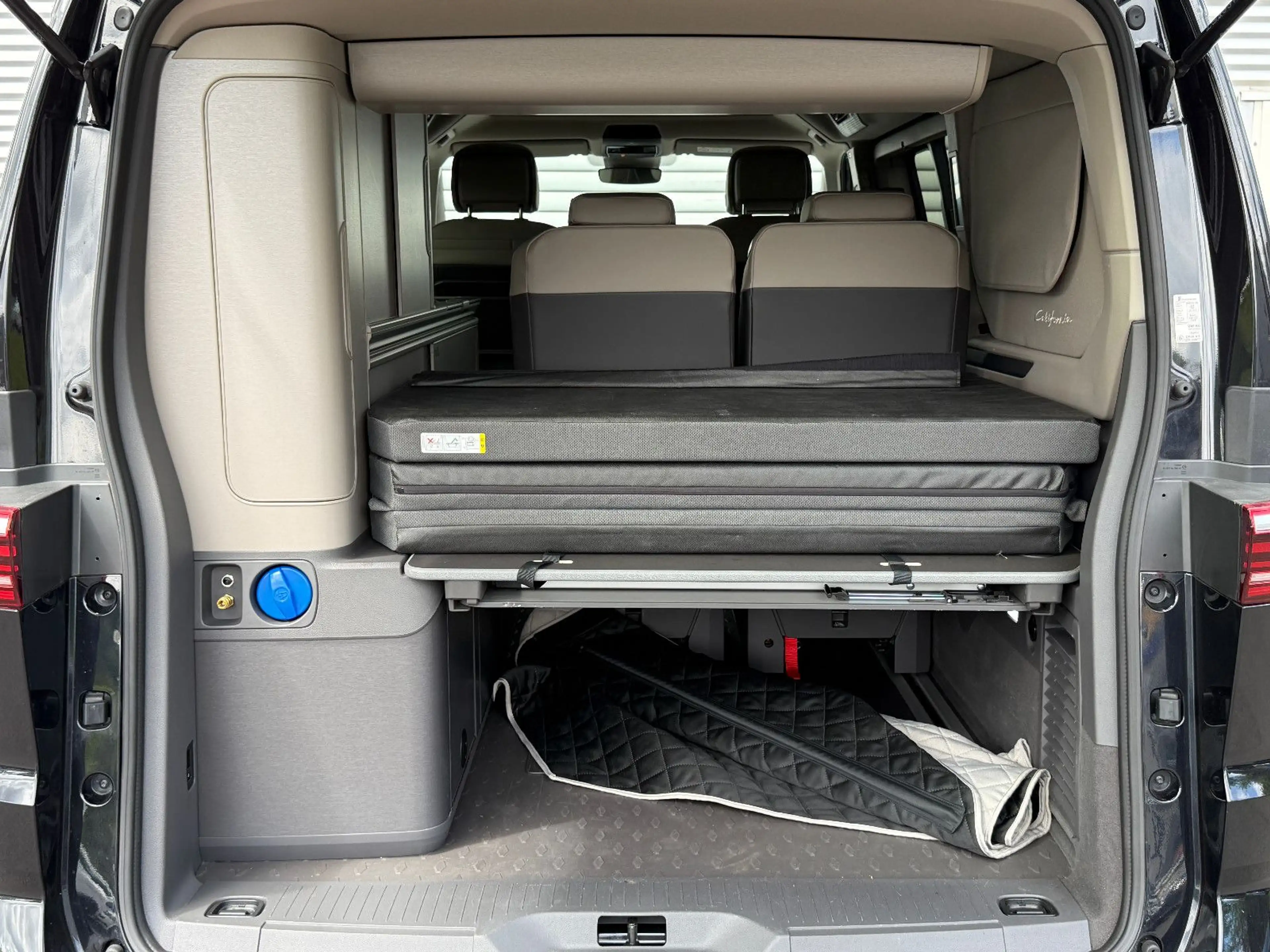 Volkswagen T7 California Ocean eHybrid 4M ACC AHK Memory — photo 9