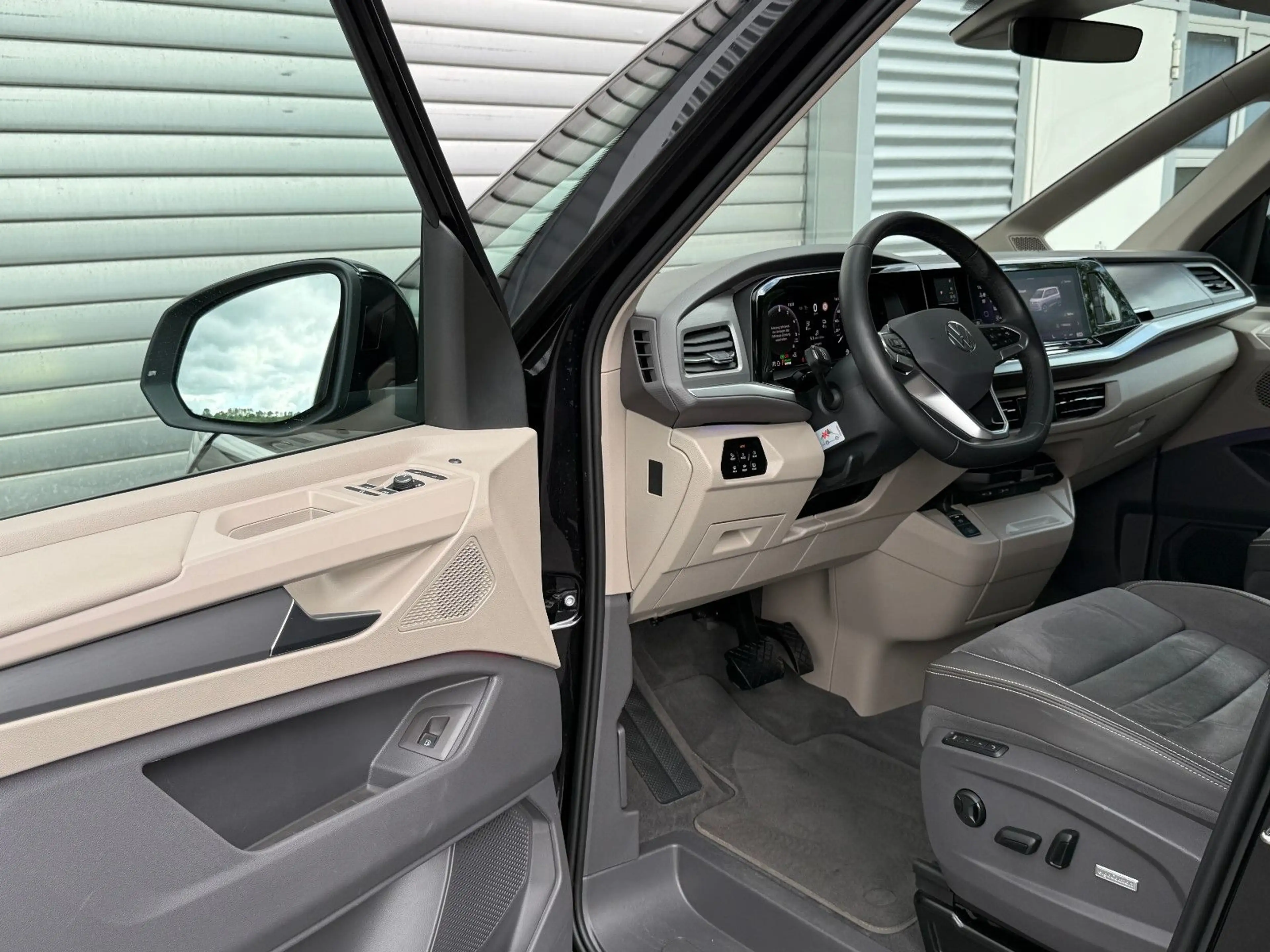 Volkswagen T7 California Ocean eHybrid 4M ACC AHK Memory — photo 14