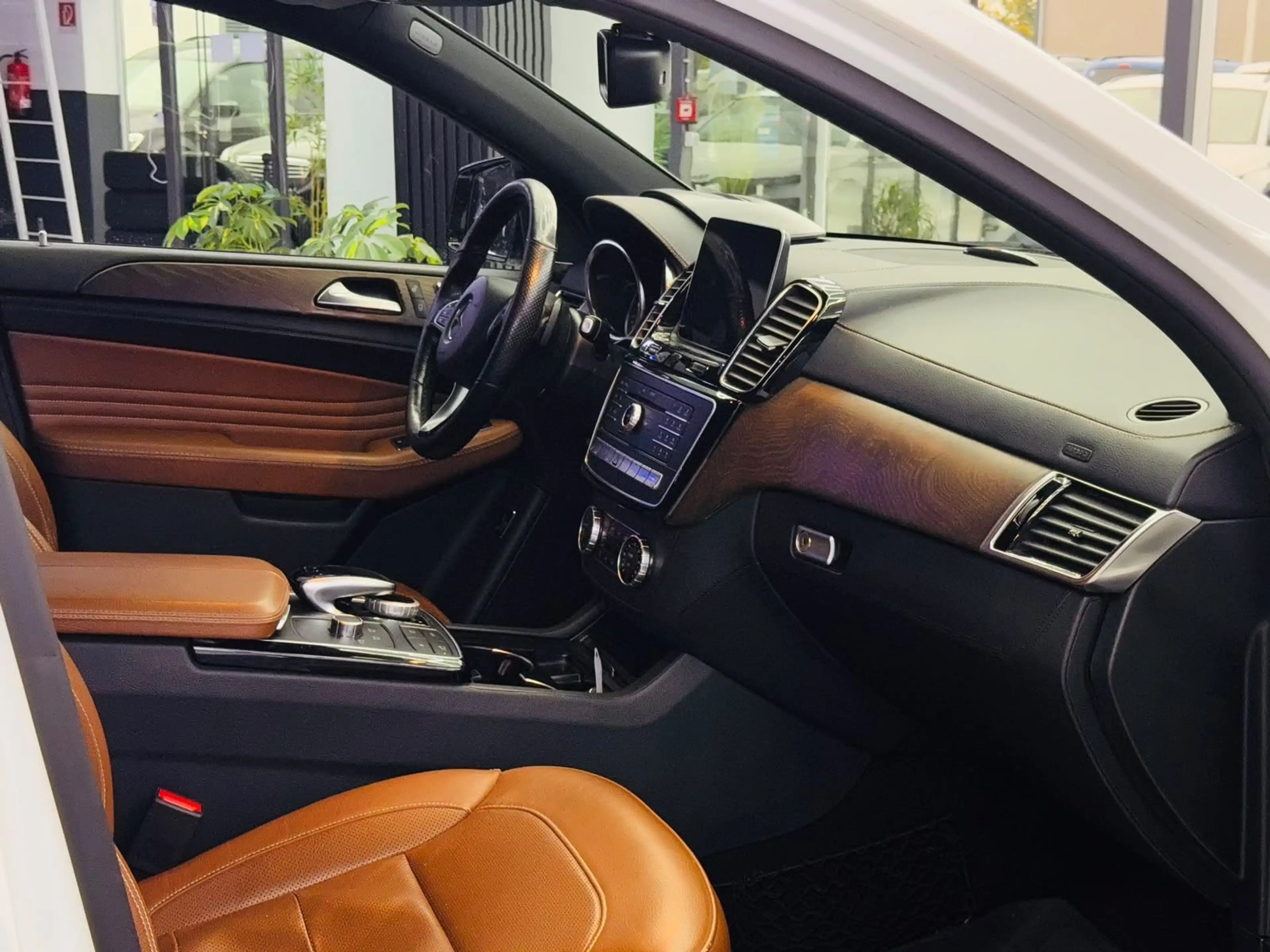 Mercedes-Benz GLE 350 Coupe AMG-Line-Night Paket — photo 12