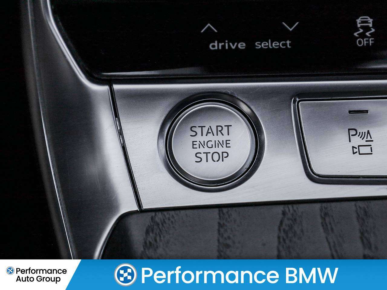2019 Audi A6 3.0T Progressiv Quattro-Driver Assistant-S Line Sp 6 cyl thumb 28