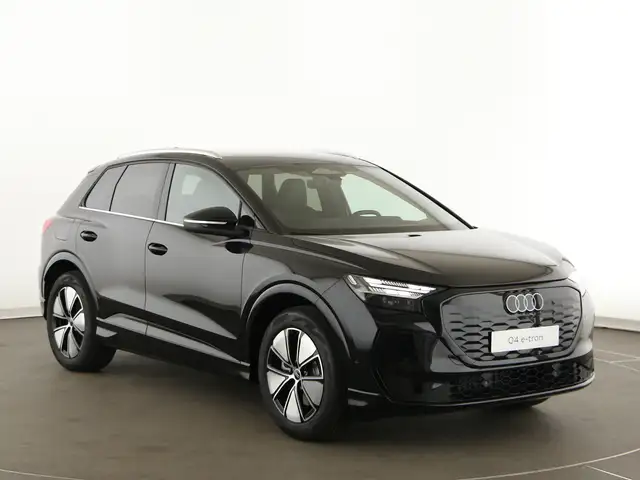 Audi E-Tron view 9