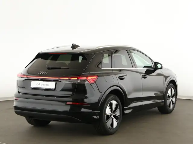 Audi E-Tron view 7