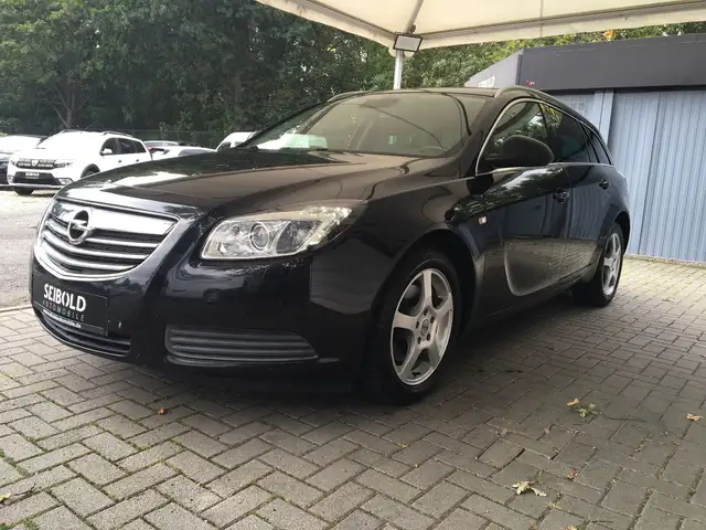 Opel Insignia Sports Tourer Edition Autom/Navi/Xenon