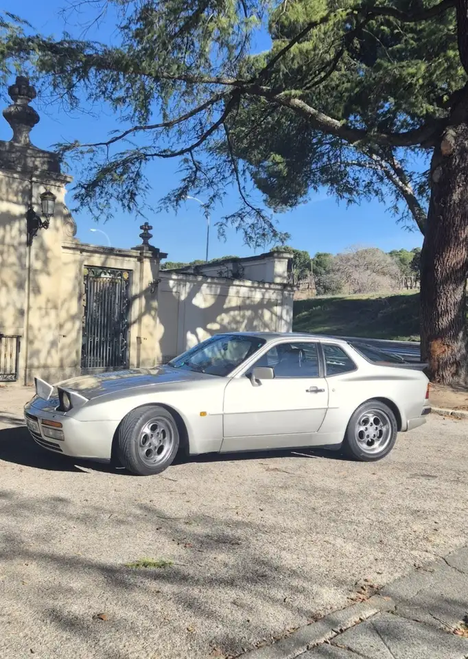Porsche 944 2.5 Turbo, foto 4