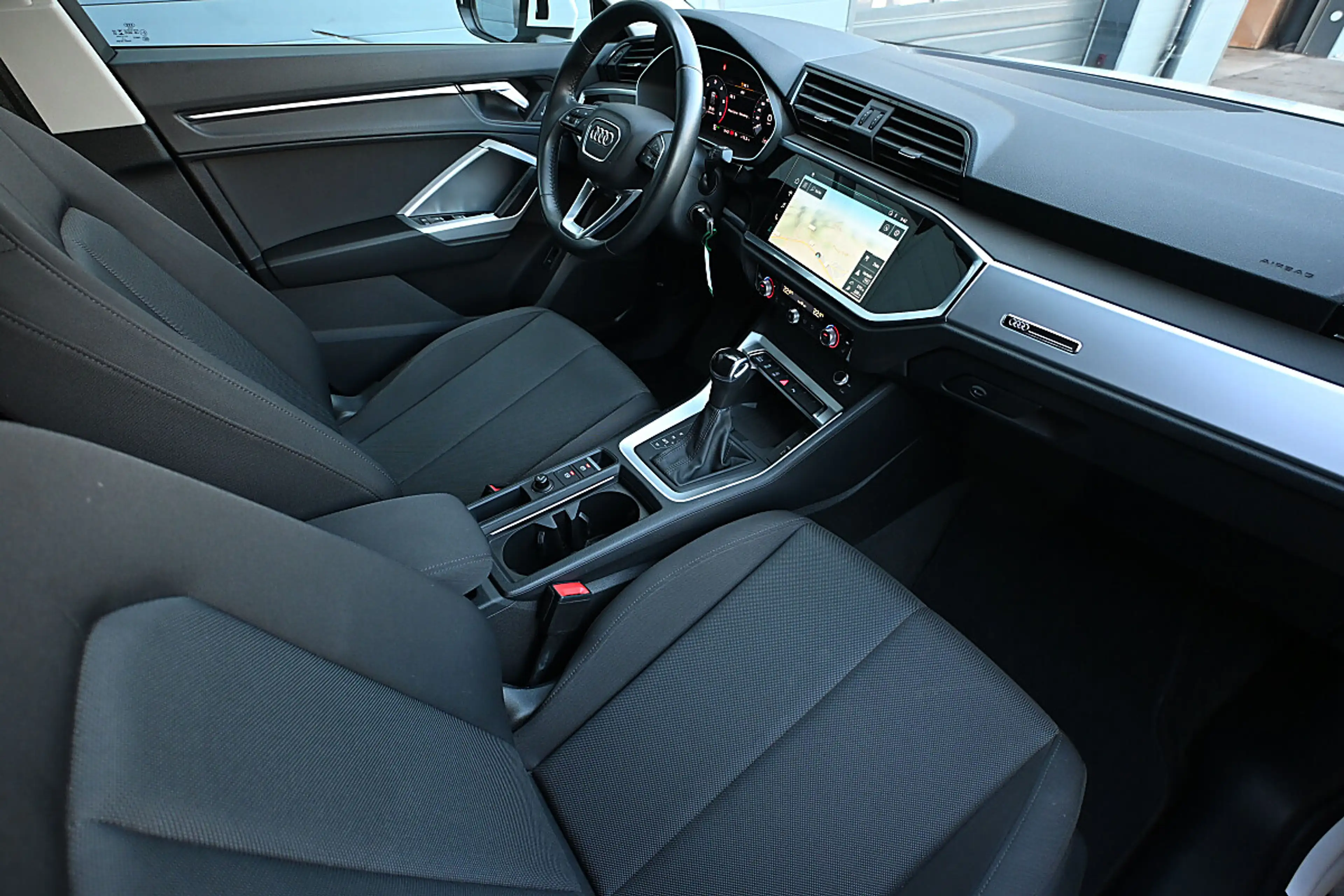 Audi Q3 35 TDI S-tronic LED, ACC, — photo 4