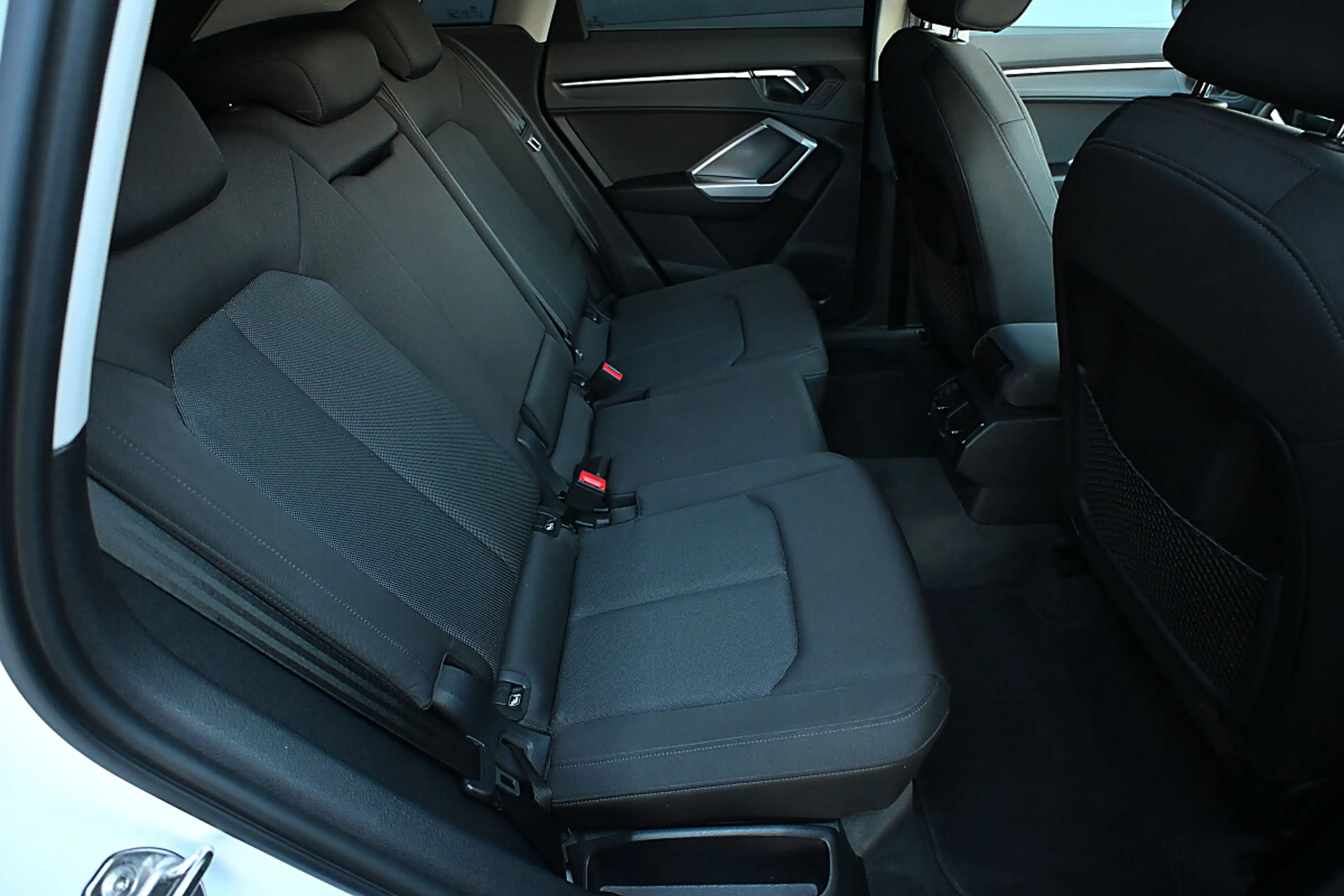 Audi Q3 35 TDI S-tronic LED, ACC, — photo 9