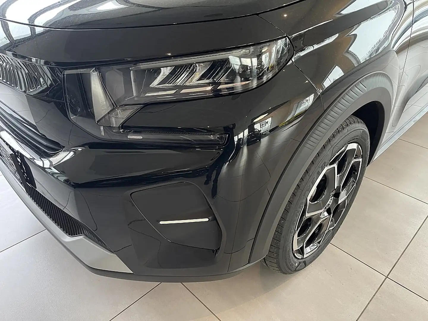 Citroen C3 PureTech 100 S&S 6-Gang-Manuell Max Negro - 2