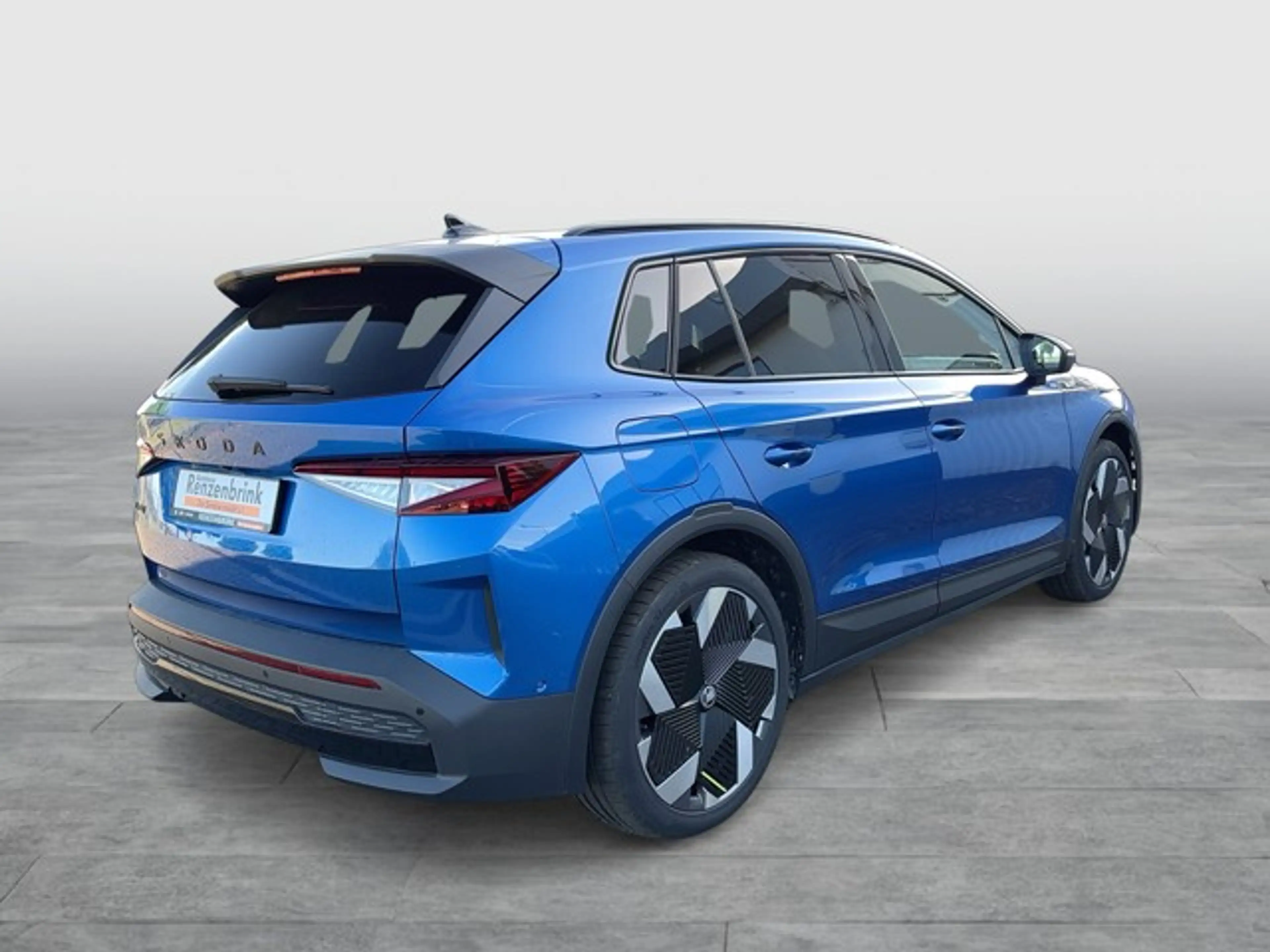 Skoda Elroq RS Lounge 4x4 AHK Matrix 360° — photo 5