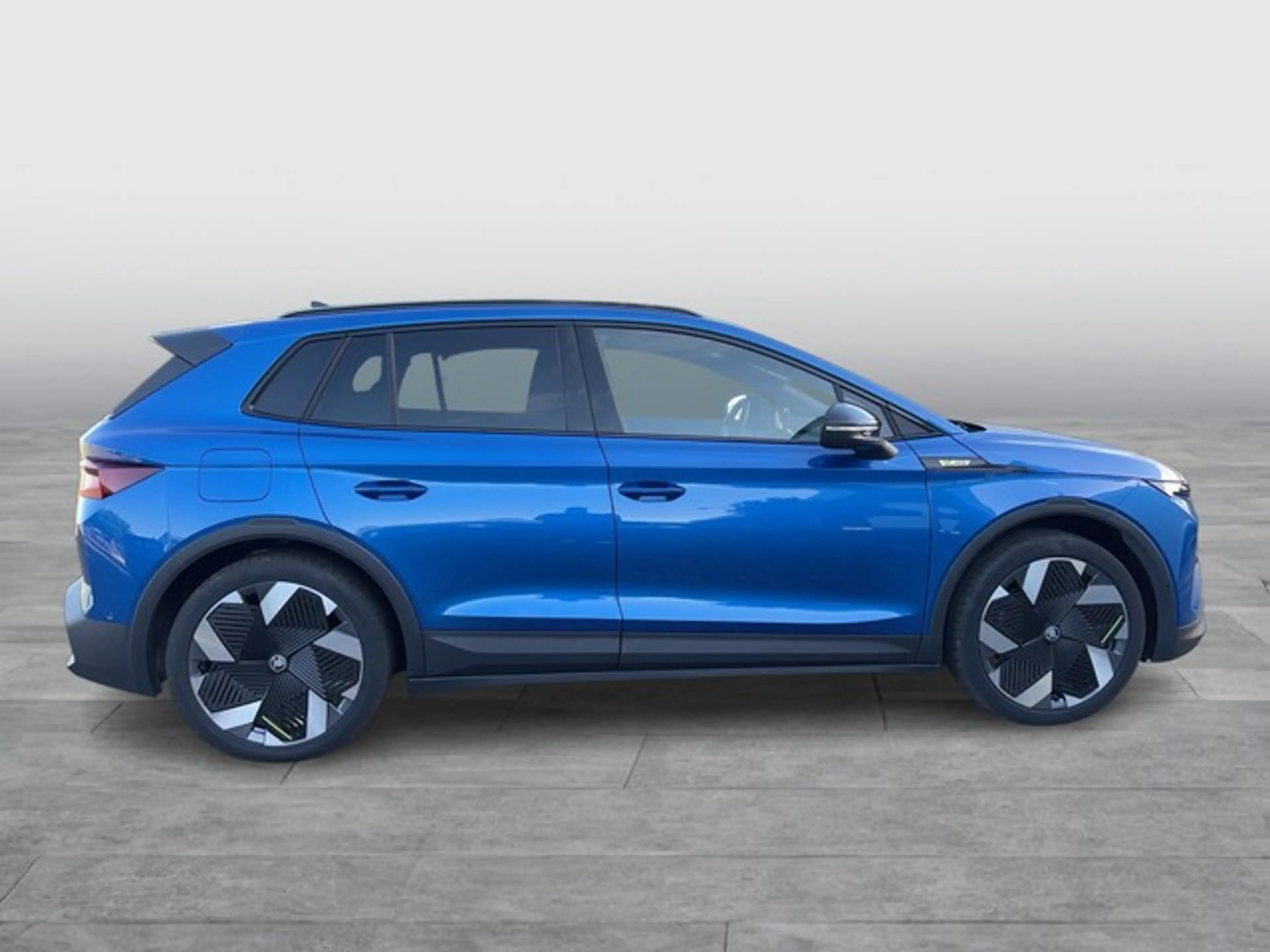 Skoda Elroq RS Lounge 4x4 AHK Matrix 360° — photo 6