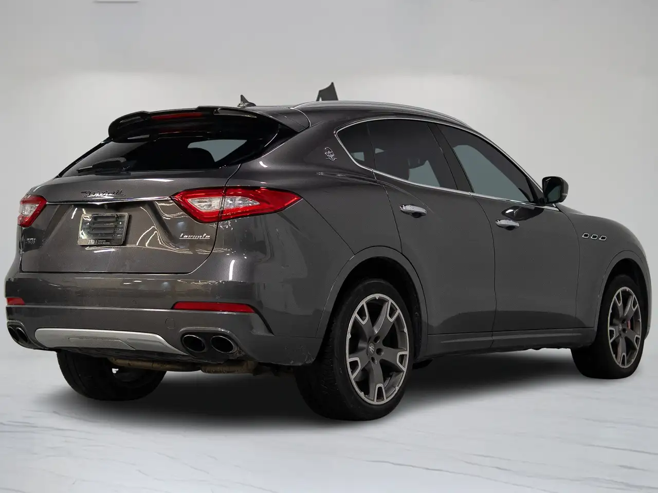 Maserati Levante снимка Maserati Levante
