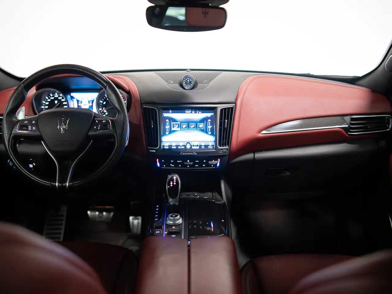 Maserati Levante снимка Maserati Levante