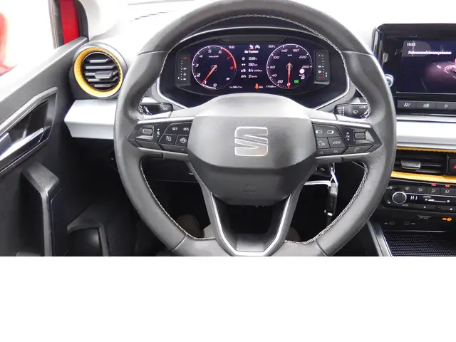 Seat Ibiza view 8