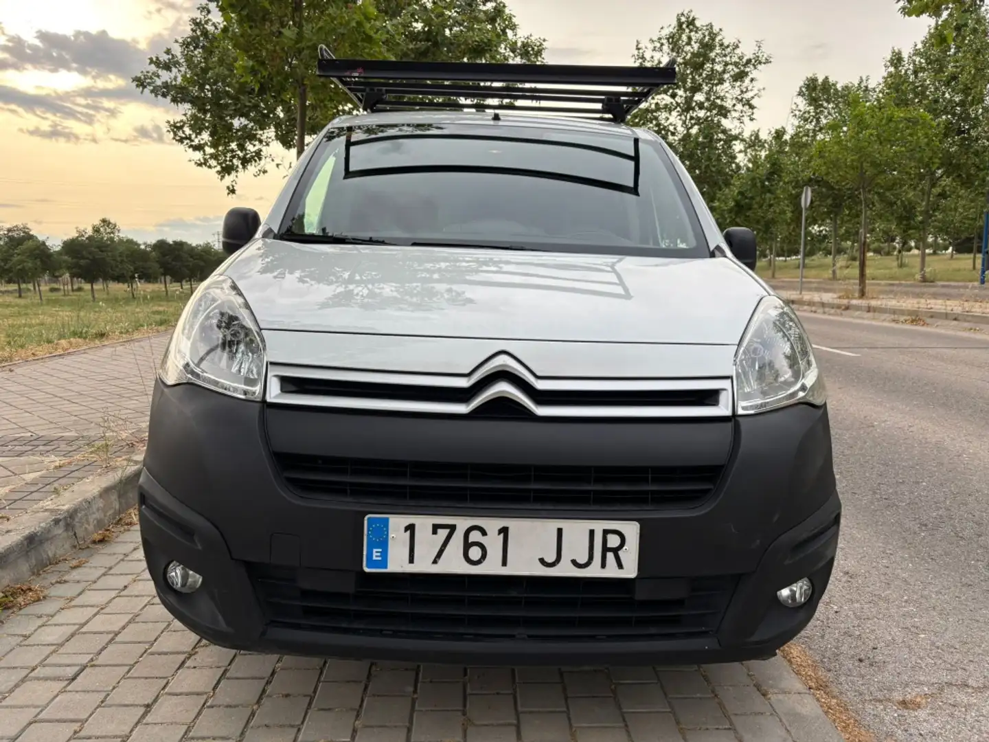 Citroen Berlingo Furgón Club 1.6HDi 90 Blanco - 1