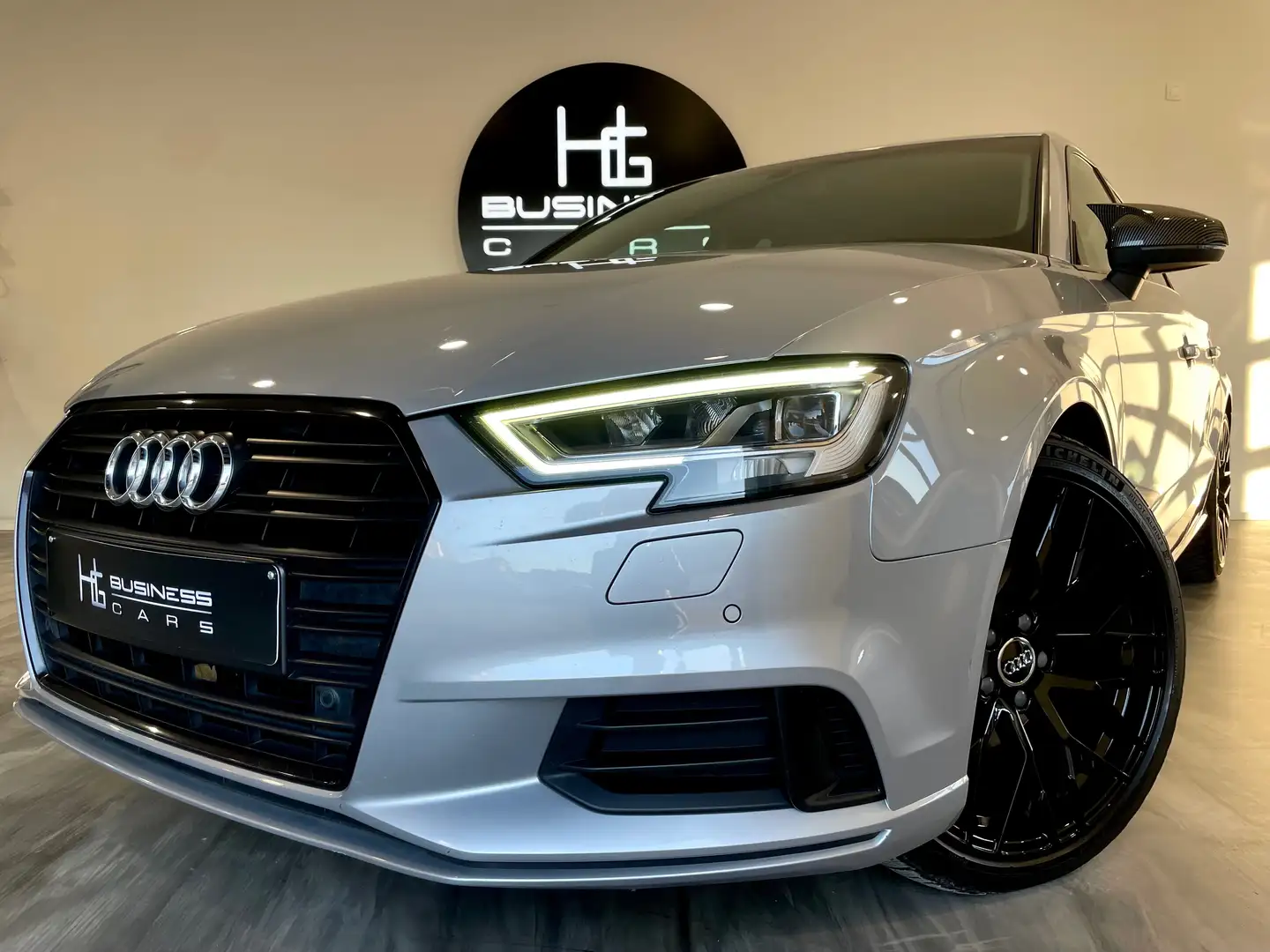 Audi A3 30 TDi/ LOOK S3/ SHADOW LOOK/ FULL LED/ PACK SPORT Argent - 1