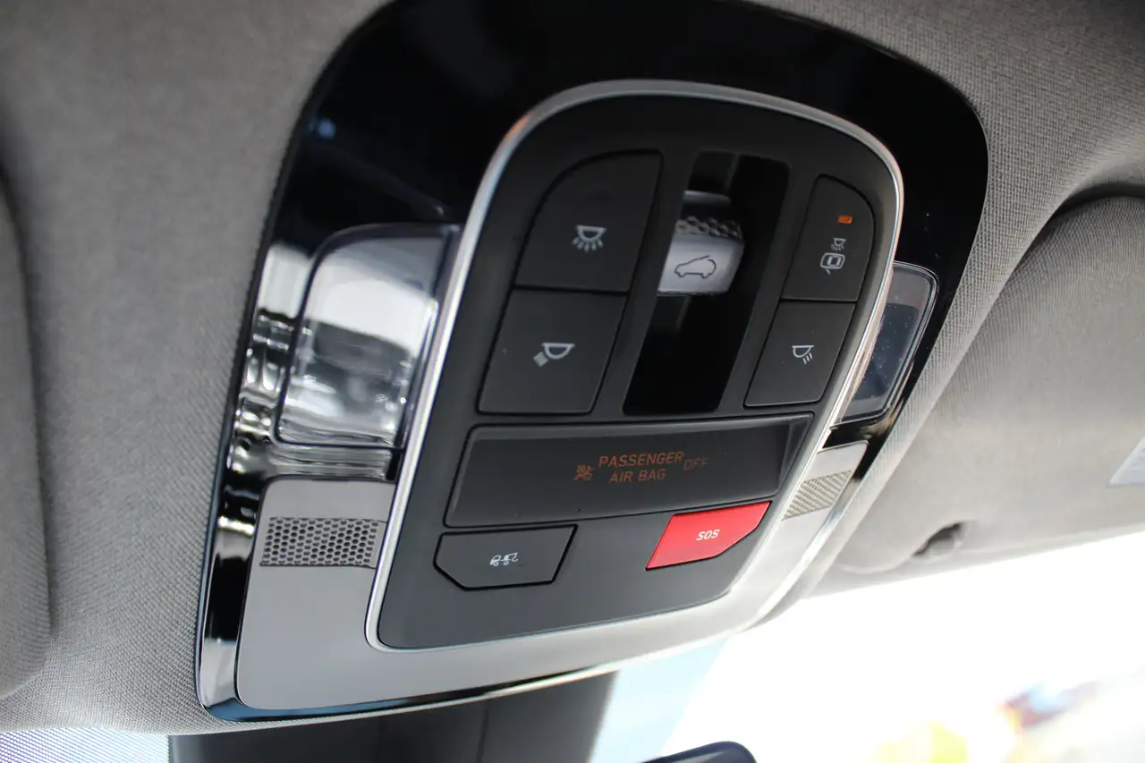 Hyundai SANTA FE снимка Hyundai SANTA FE