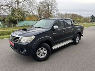 2.5D-4D 4WD / Manual / Export Afrik Only